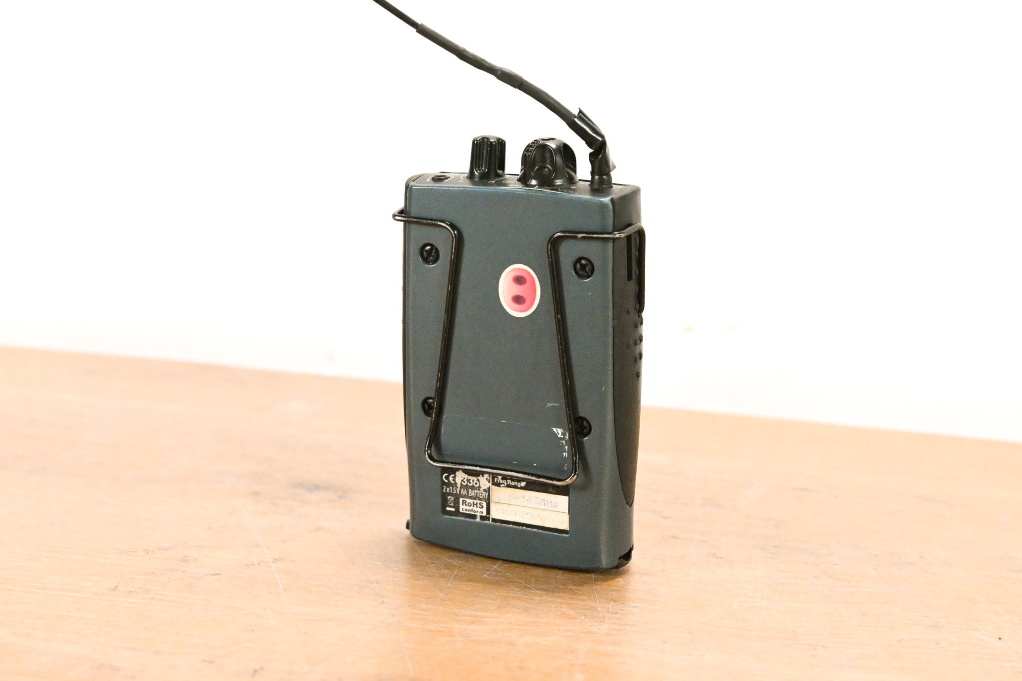 Carvin EM900 Wireless IEM System with EM901 Bodypack - 518-542 MHz
