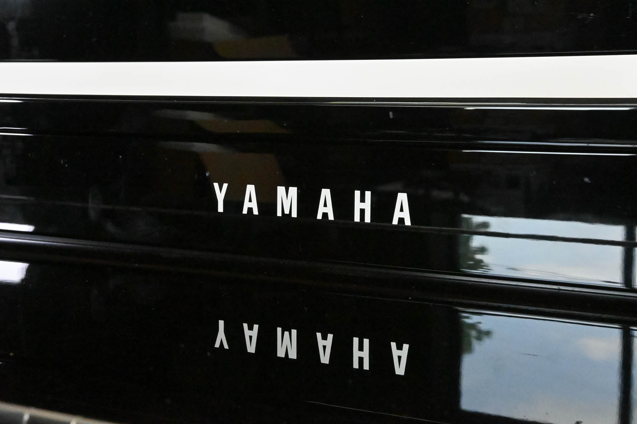 Yamaha CVP-709 Clavinova 88-Key Digital Piano