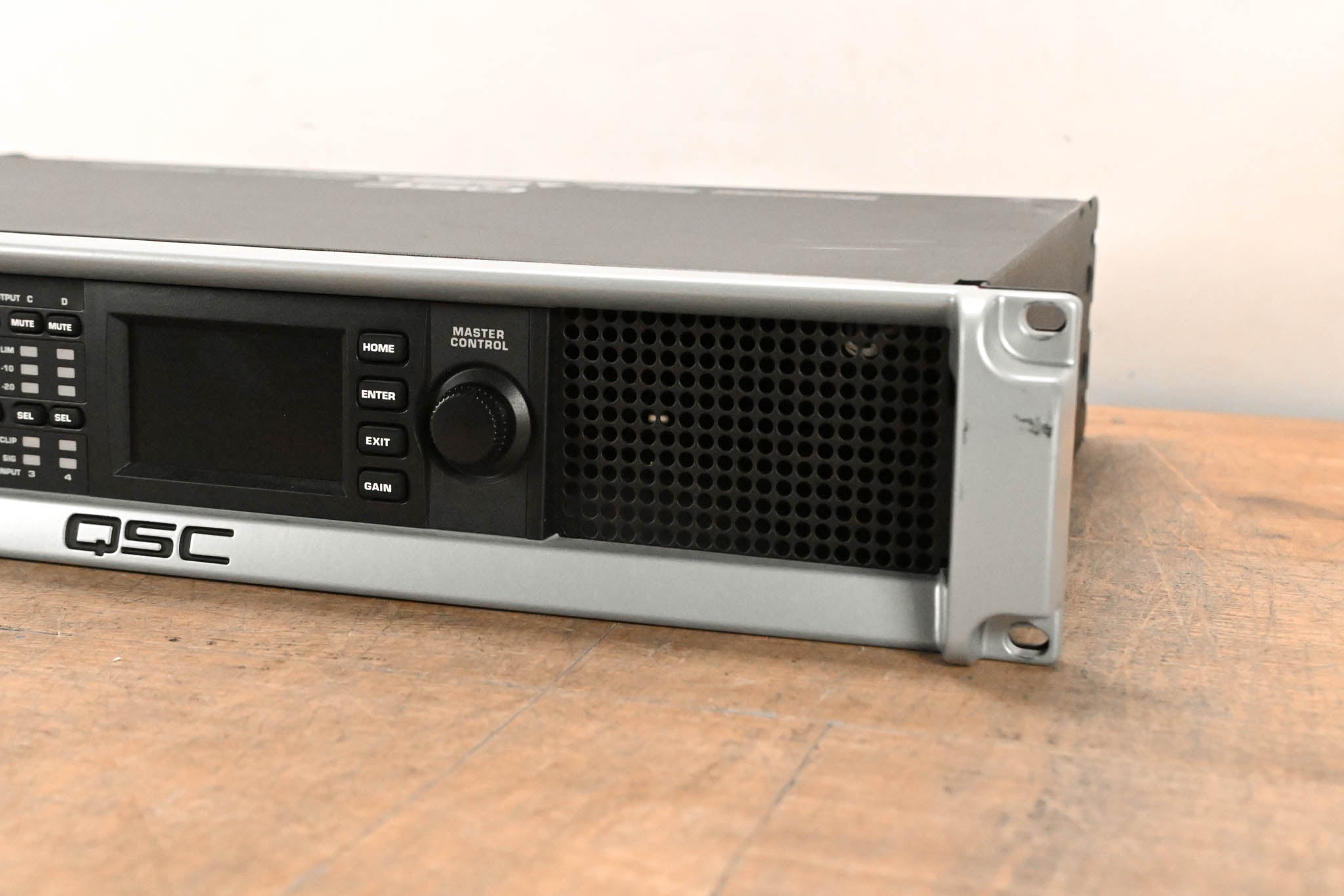 QSC PLD4.2 Four-Channel Power Amplifier with DSP