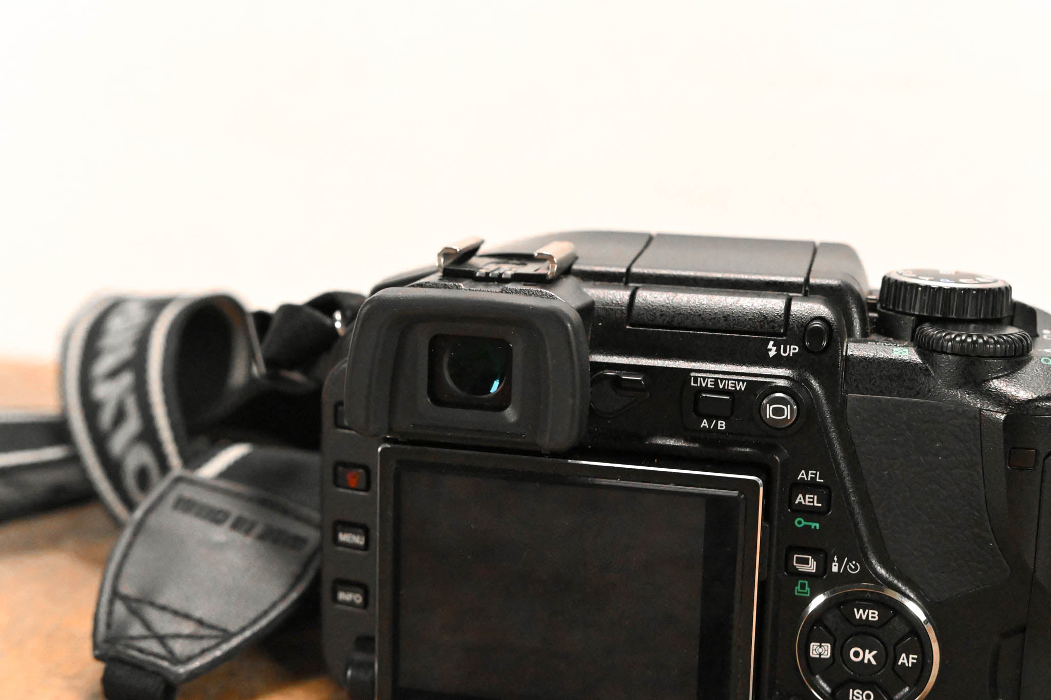 Olympus E-330 Digital SLR Camera