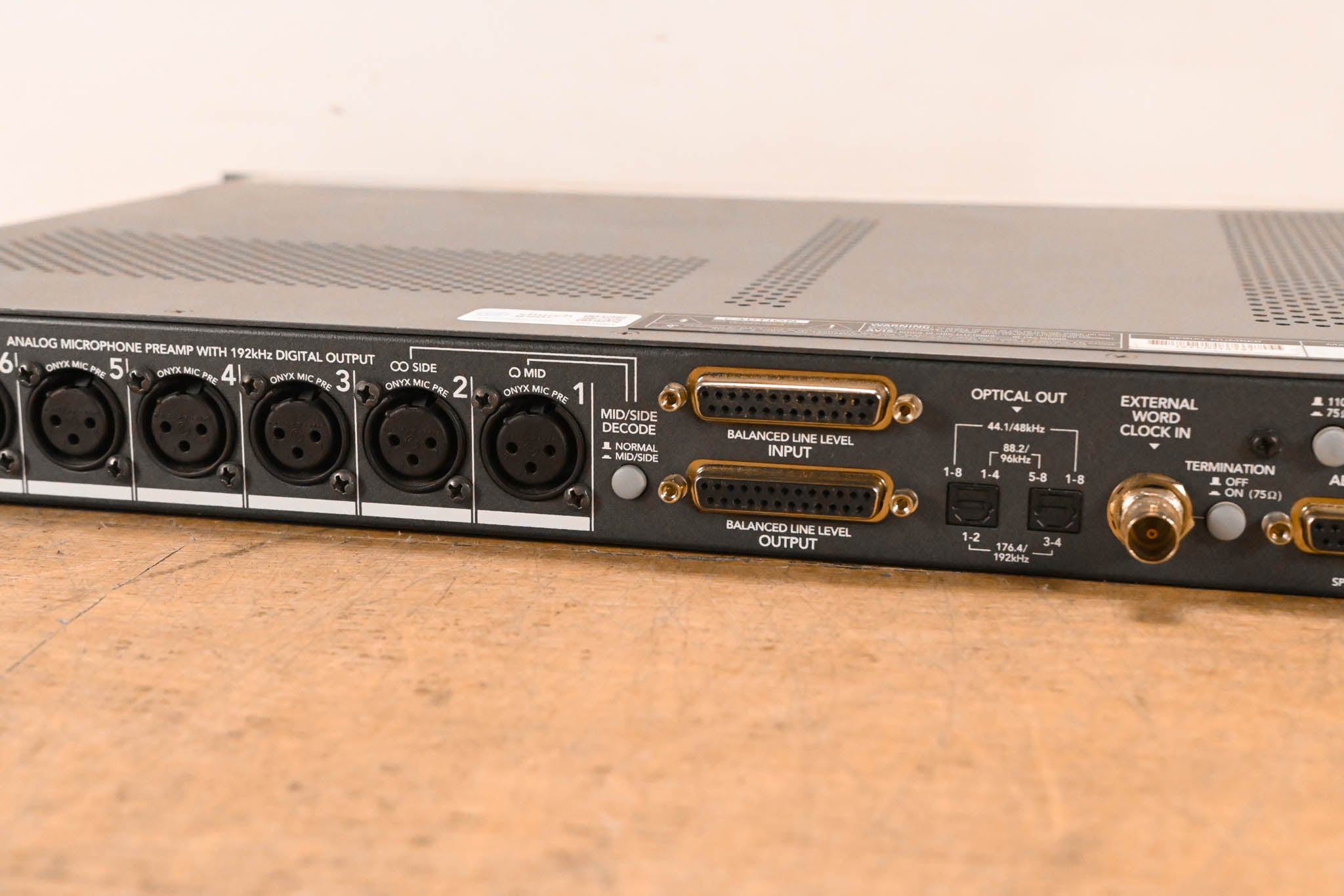 Mackie ONYX-800R 8-Channel Analog Mic Preamp w/ 192kHz Digital Output