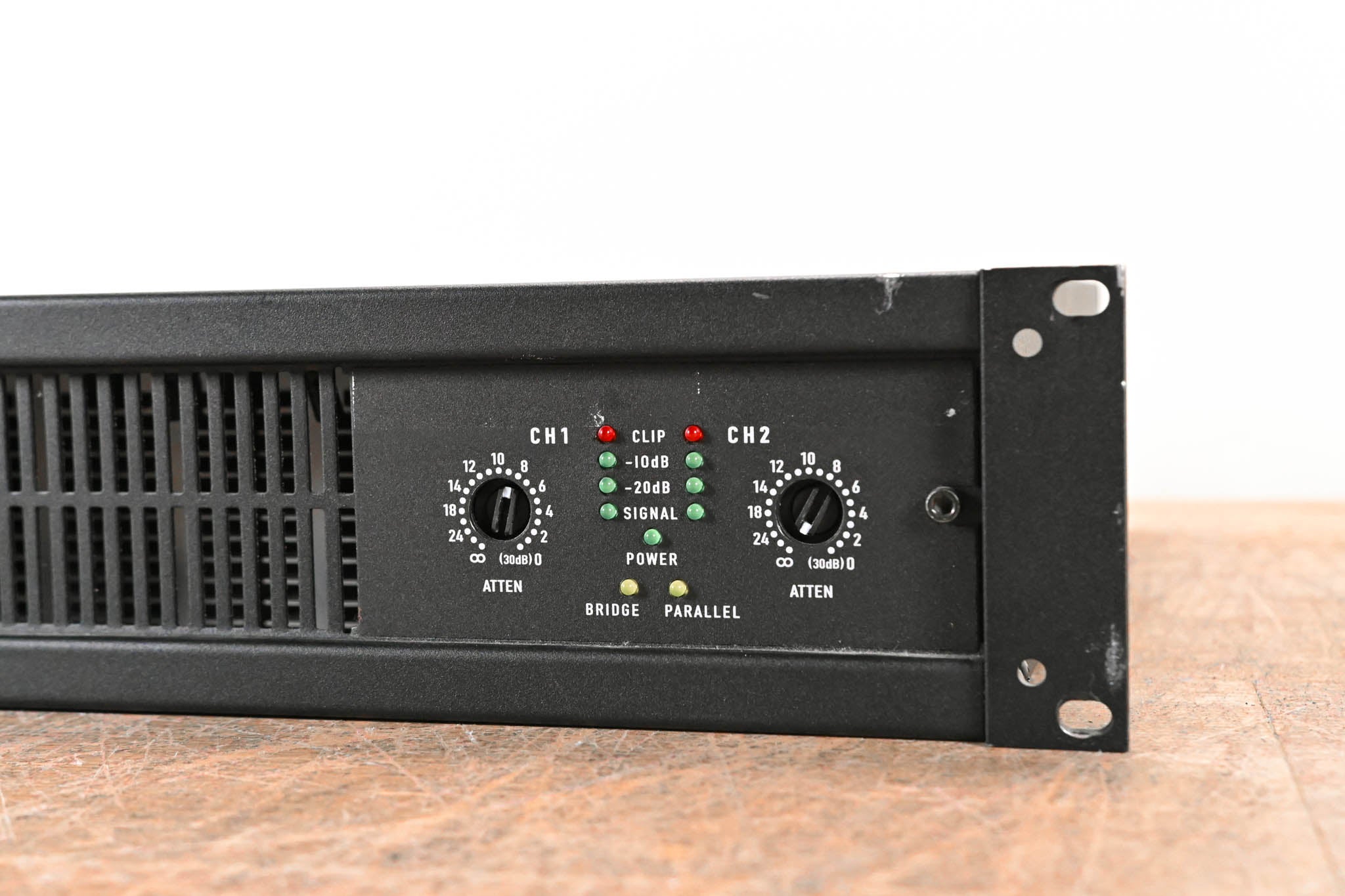 QSC CX302 2-Channel Power Amplifier