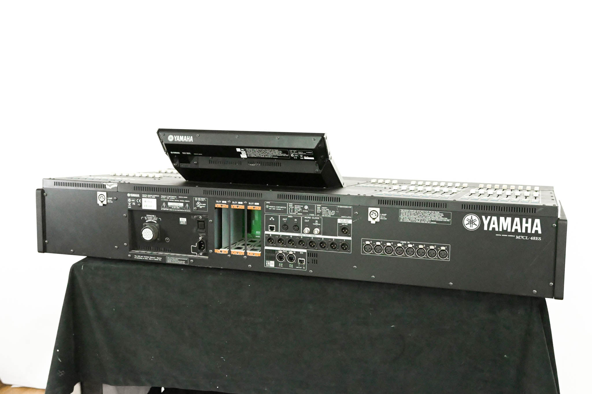 Yamaha M7CL-48ES 48-Channel EtherSound Digital Audio Mixer