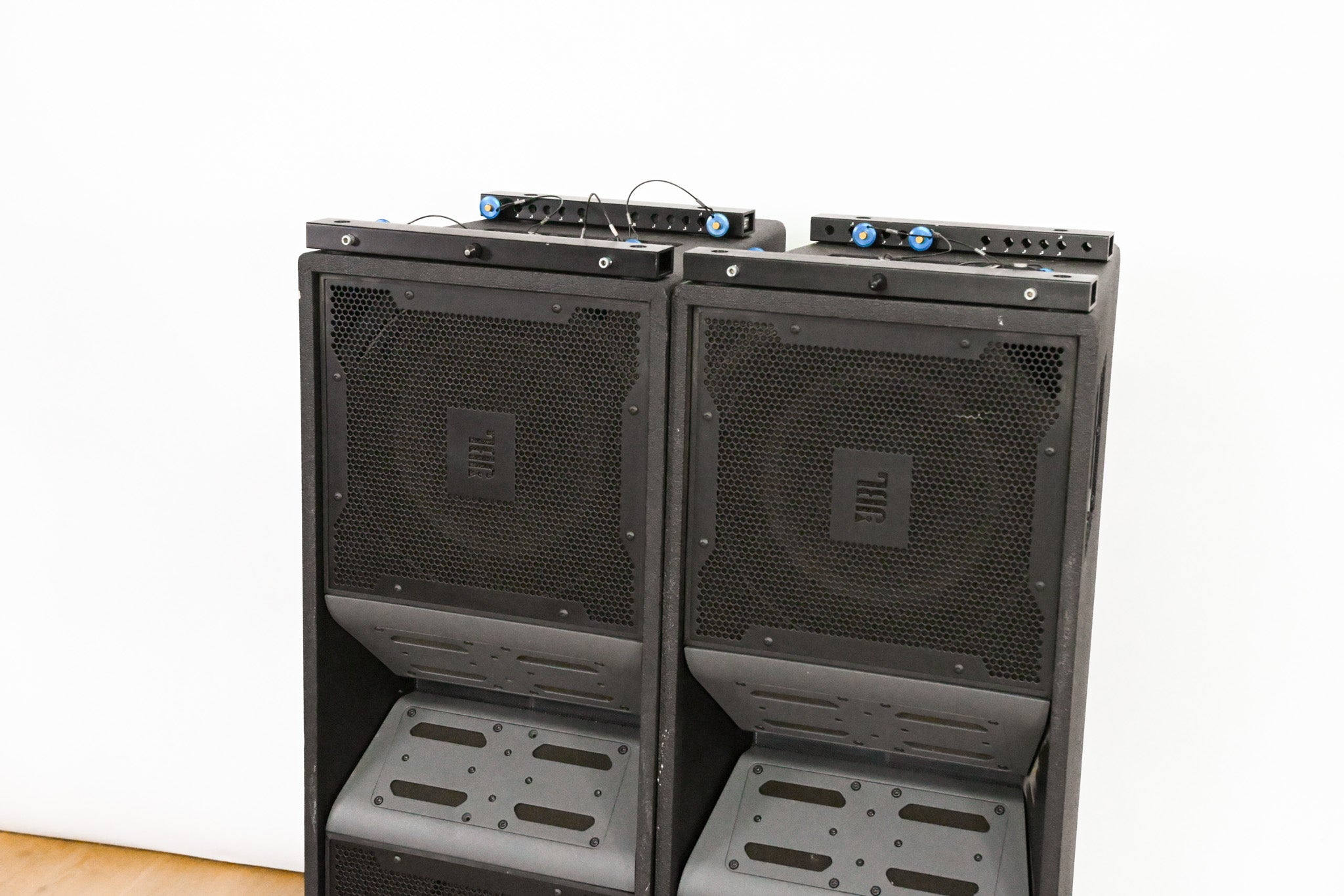 JBL VT4888DP Powered 3-Way Line Array Speaker (PAIR)