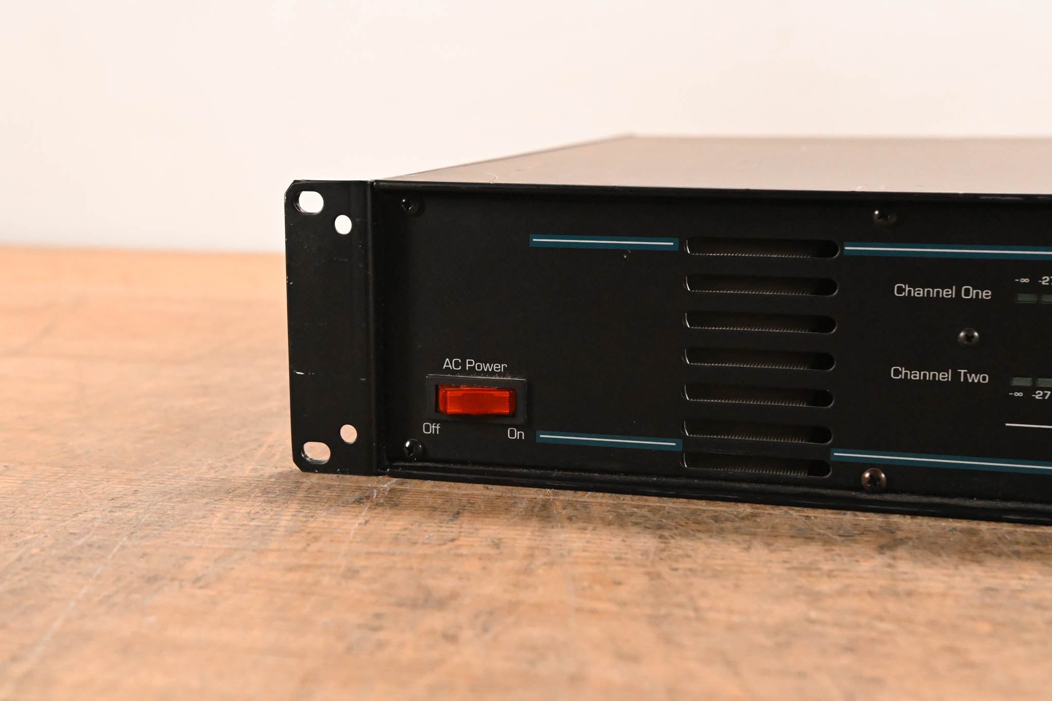 Ashly FTX-1501 FTX Series III Stereo MOSFET Power Amplifier