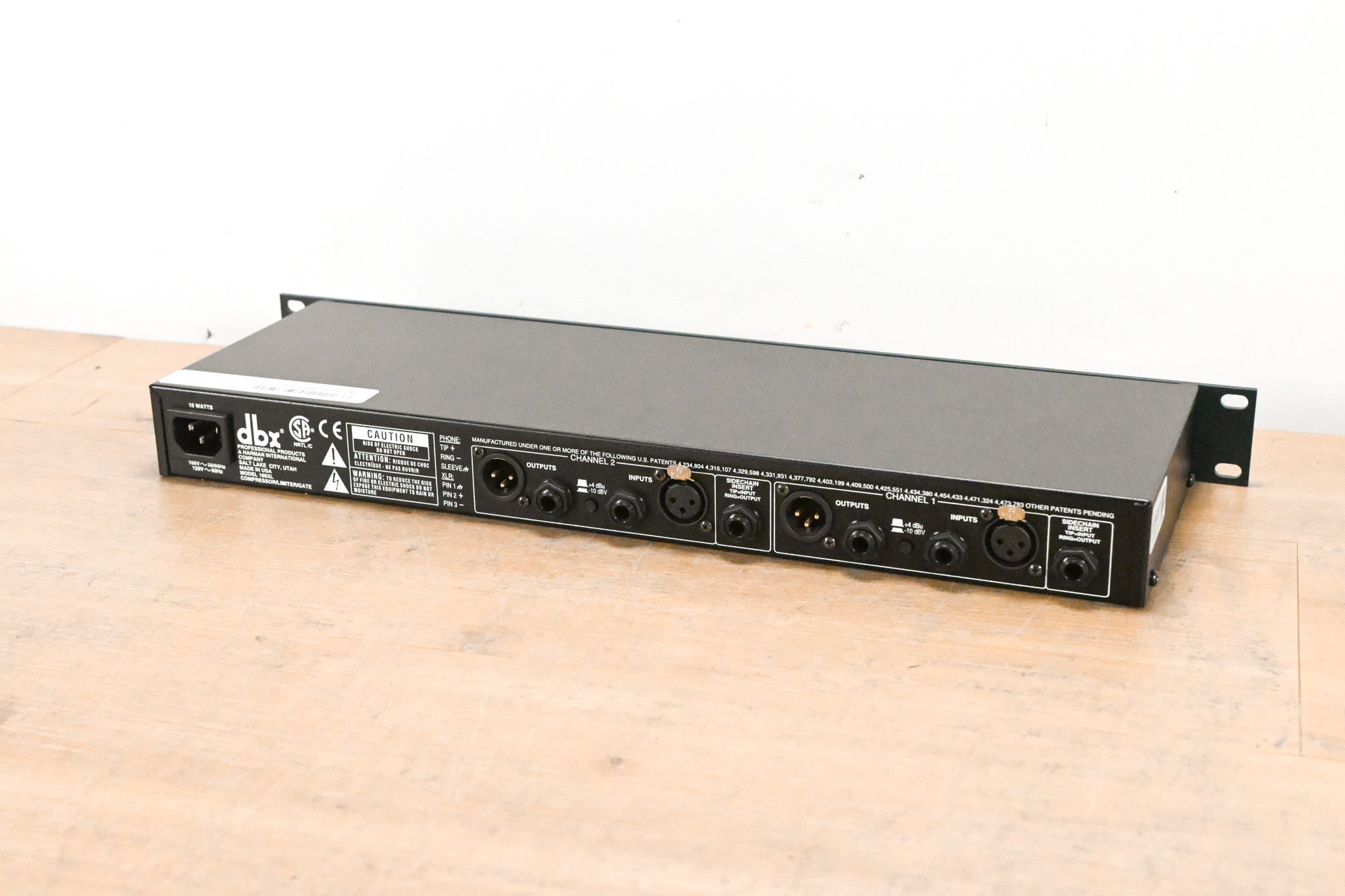 dbx 166XL 2-Channel Compressor/Limiter/Gate