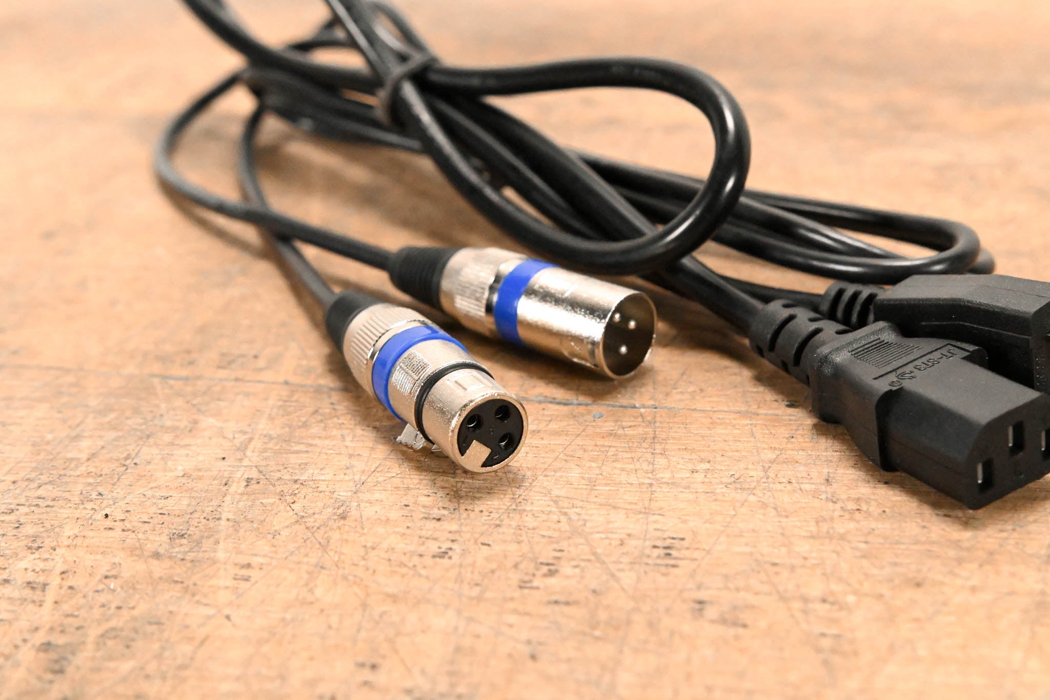 Blizzard Lighting LB Spekrum RGB LED Wash Bar Light