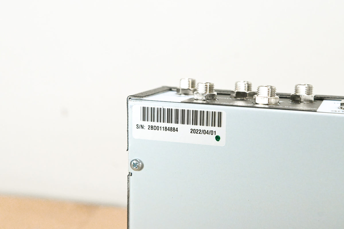 Shure UA844+SWB UHF Wideband Antenna Distribution System NO POWER SUPPLY