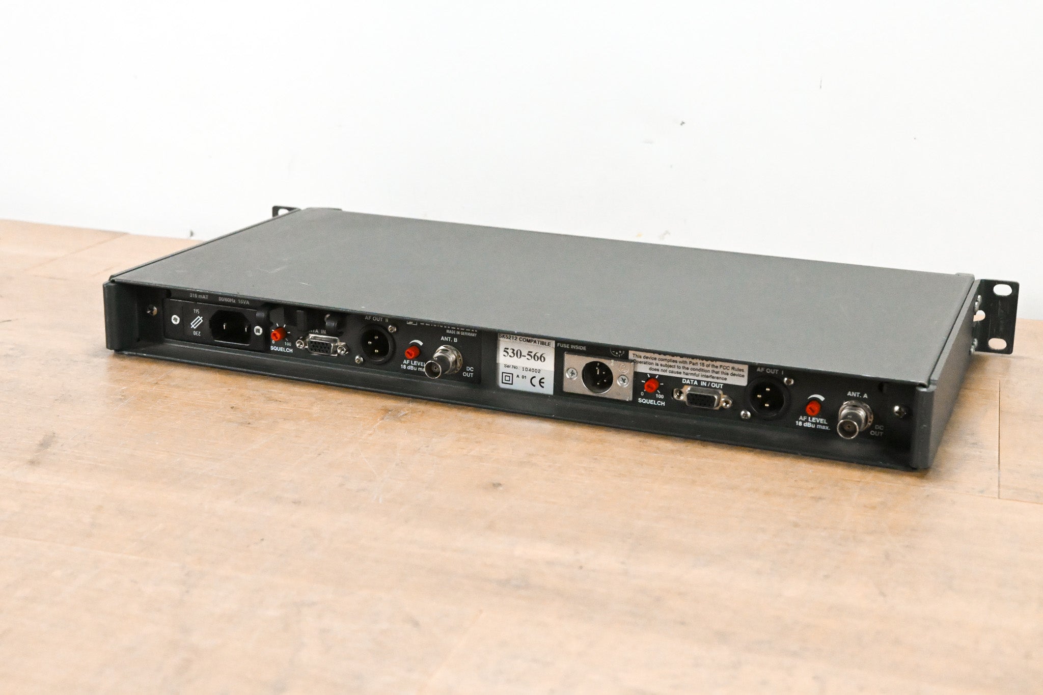 Sennheiser EM 3532-U Mikroport Receiver w/ SK5212-II Packs 530-566MHz