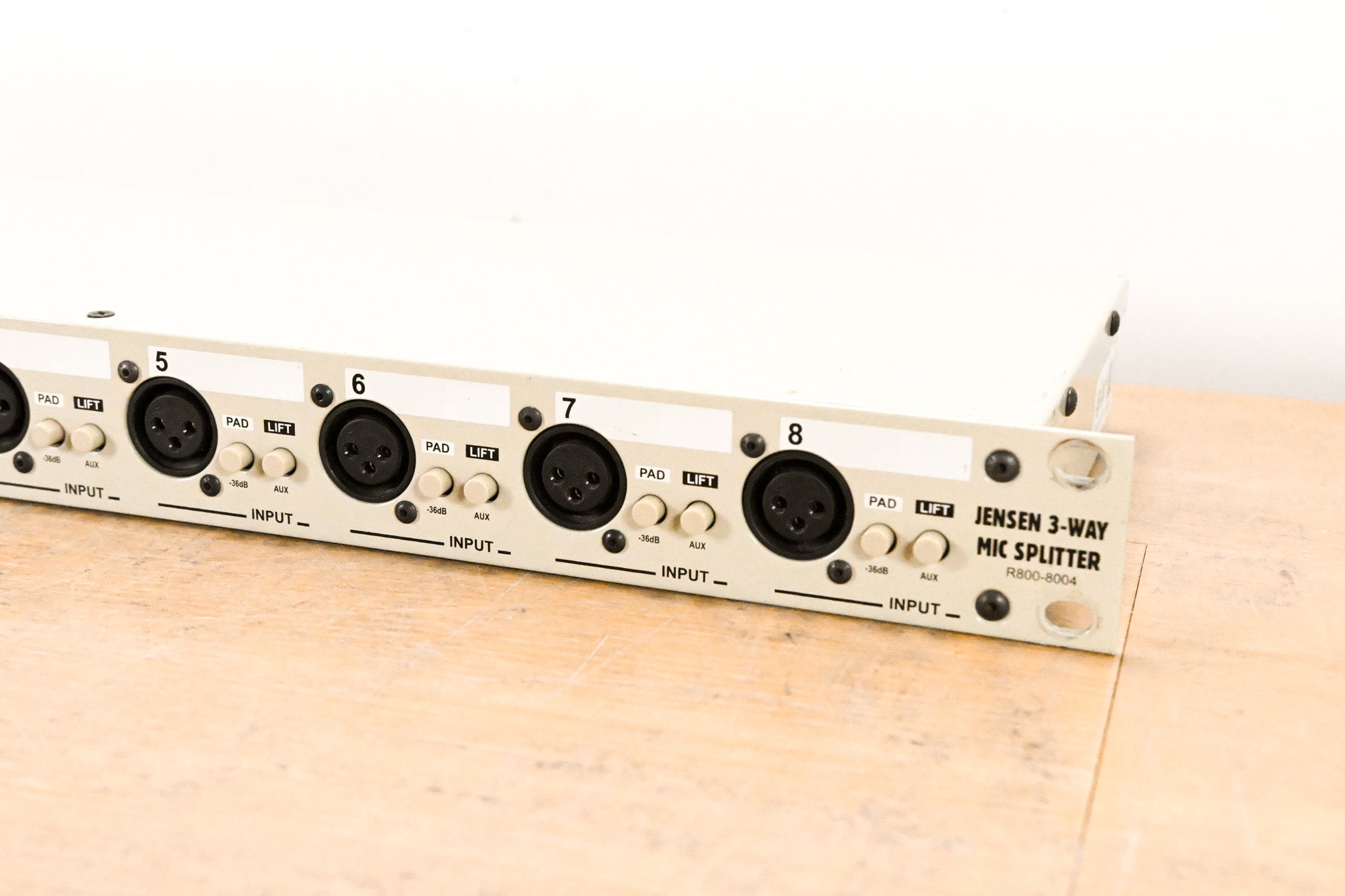 Radial Engineering OX8-j Jensen-Equipped 8-Channel Microphone Splitter