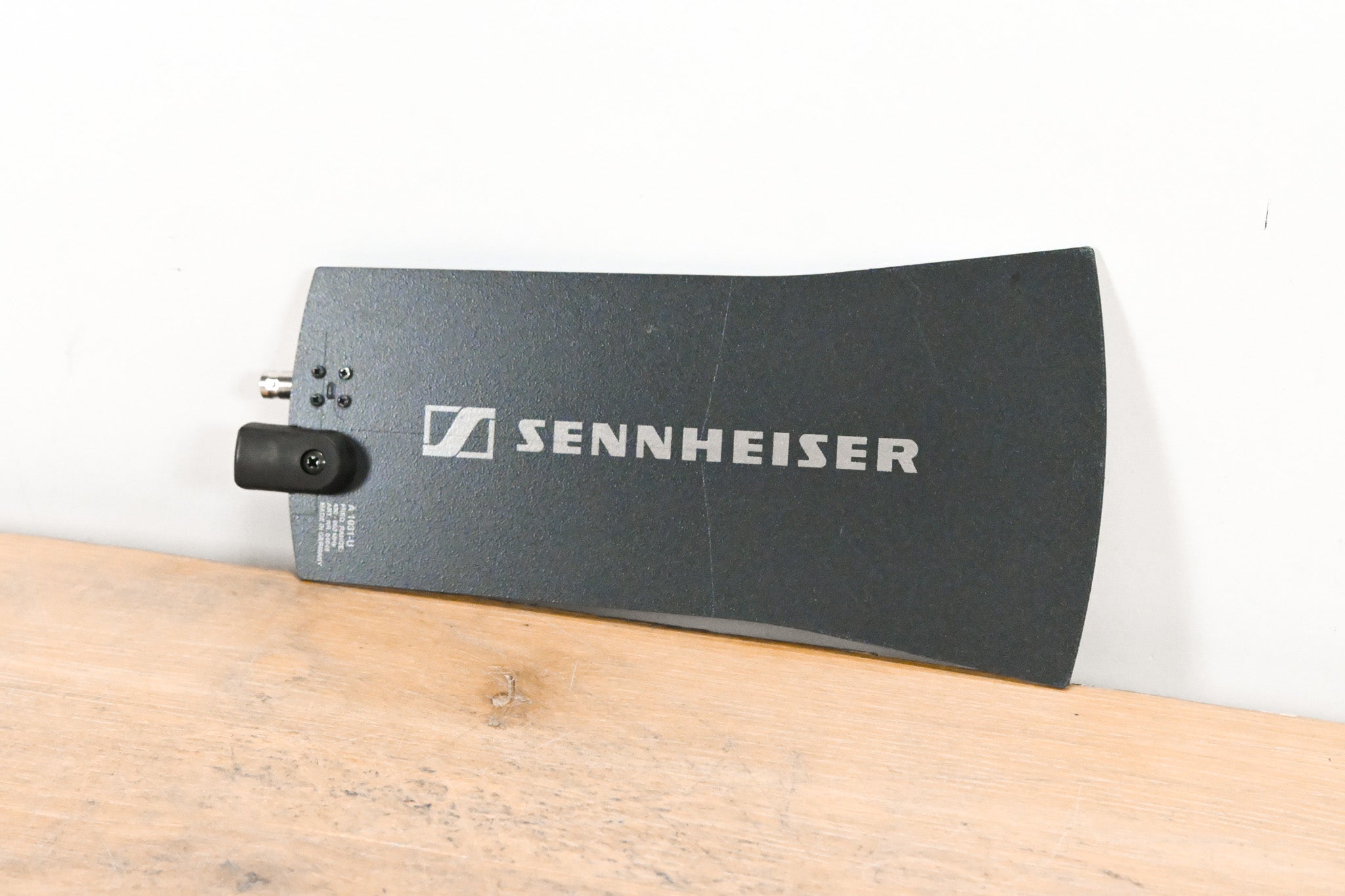 Sennheiser A 1031-U Omnidirectional UHF Antenna