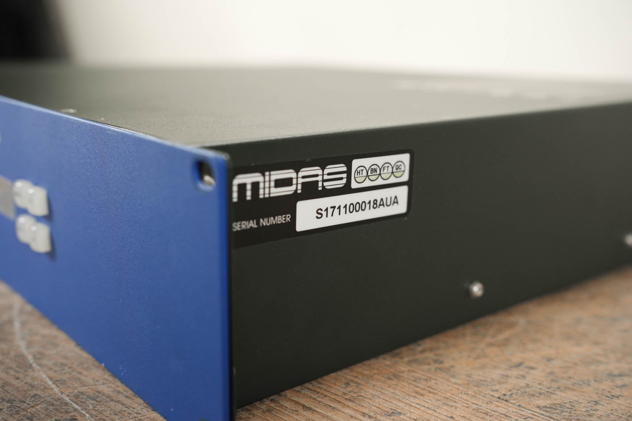 Midas DL152 PRO Series 24-Output Stage Box