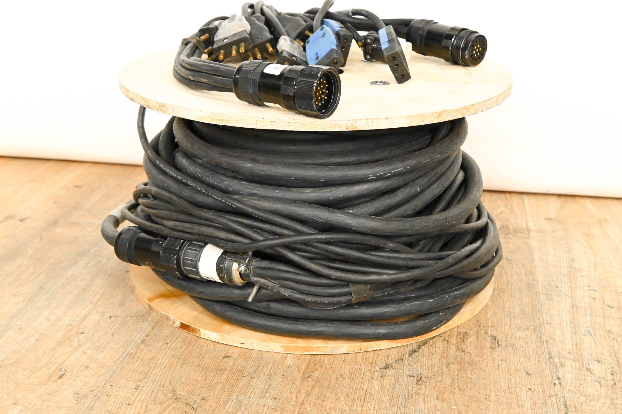 Socapex 19-Pin Connector to Stage Pin Loom 150' Cable