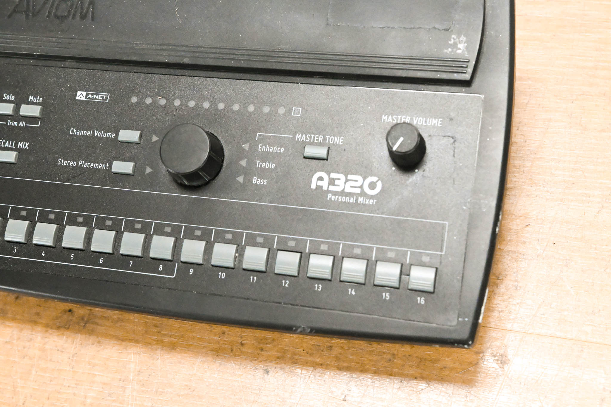 Aviom A320 16-Channel Personal Mixer