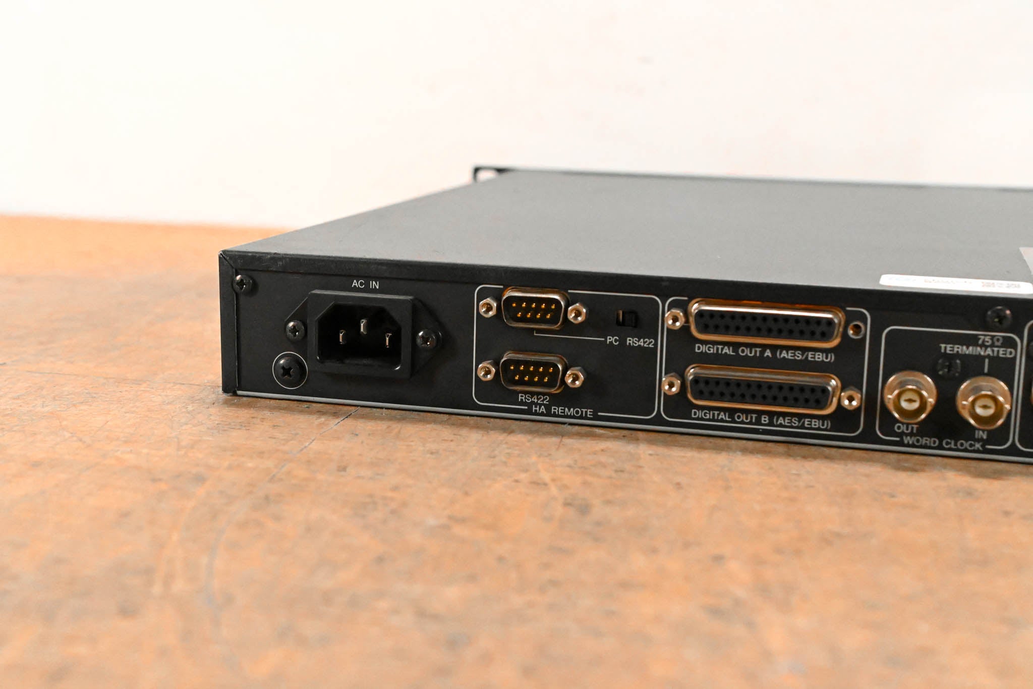 Yamaha AD8HR AD Converter with Remote Preamp