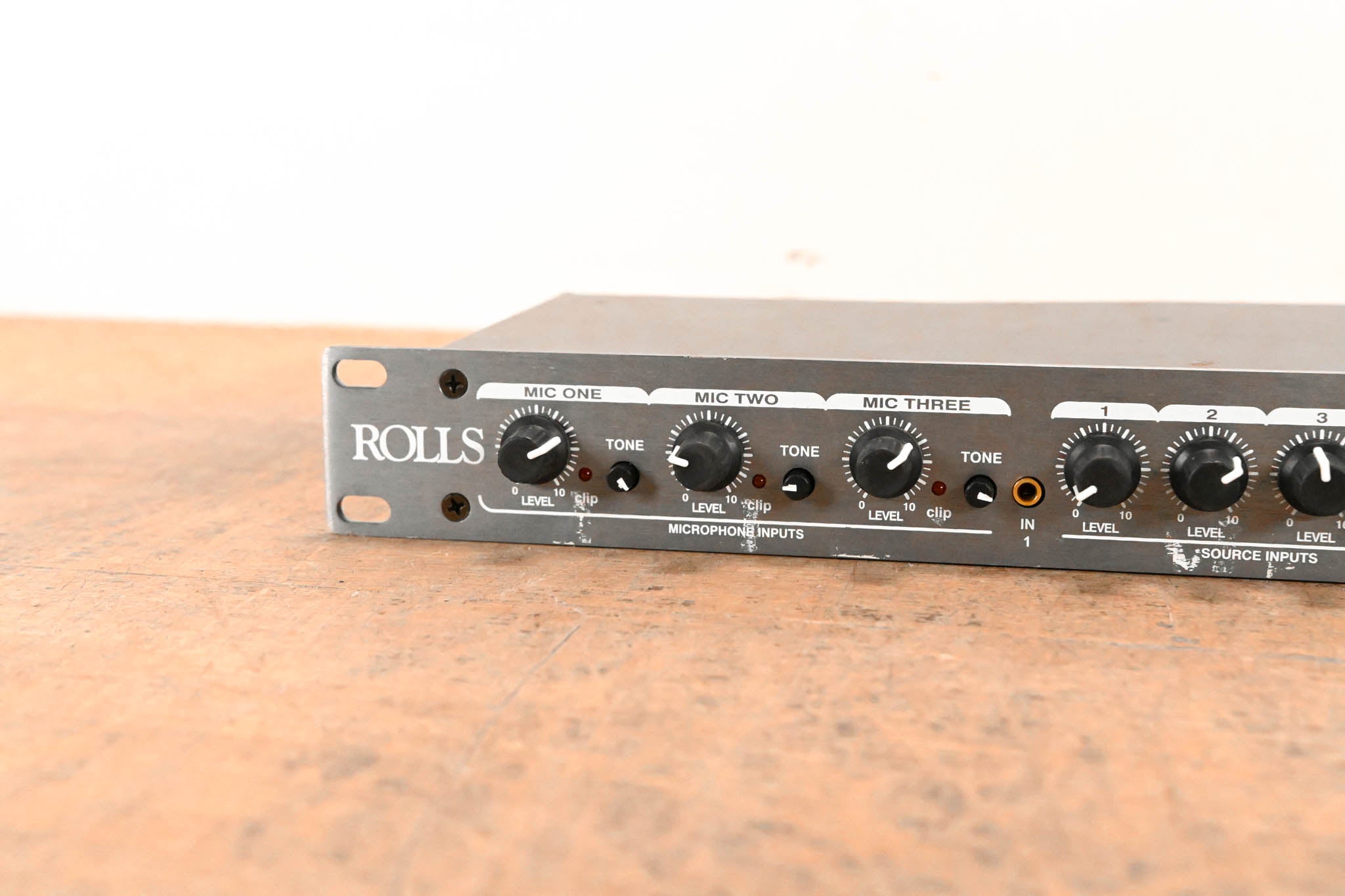 Rolls RM67 Microphone/Source Mixer