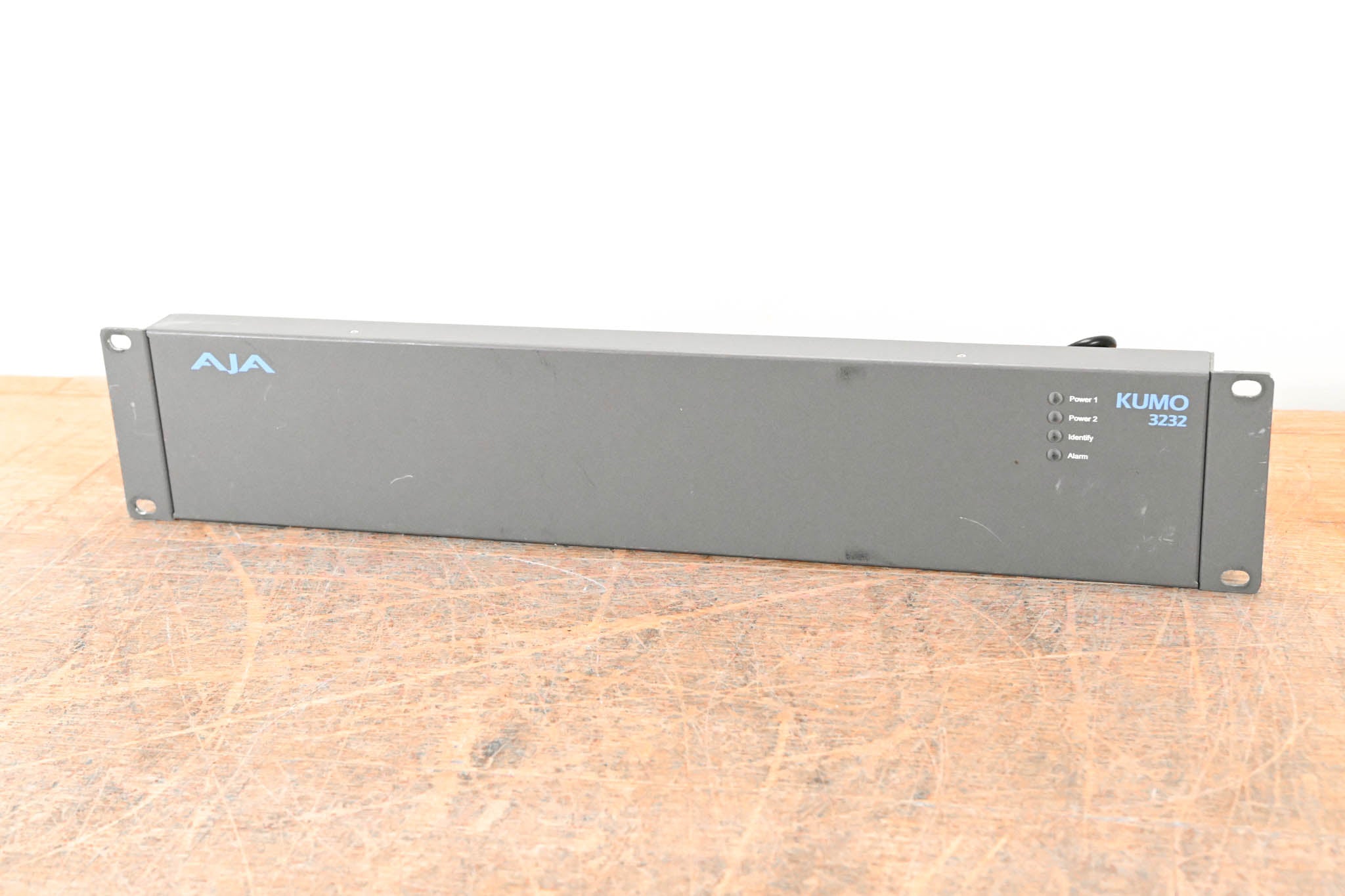 AJA KUMO 3232 2RU Compact 3G-SDI Router