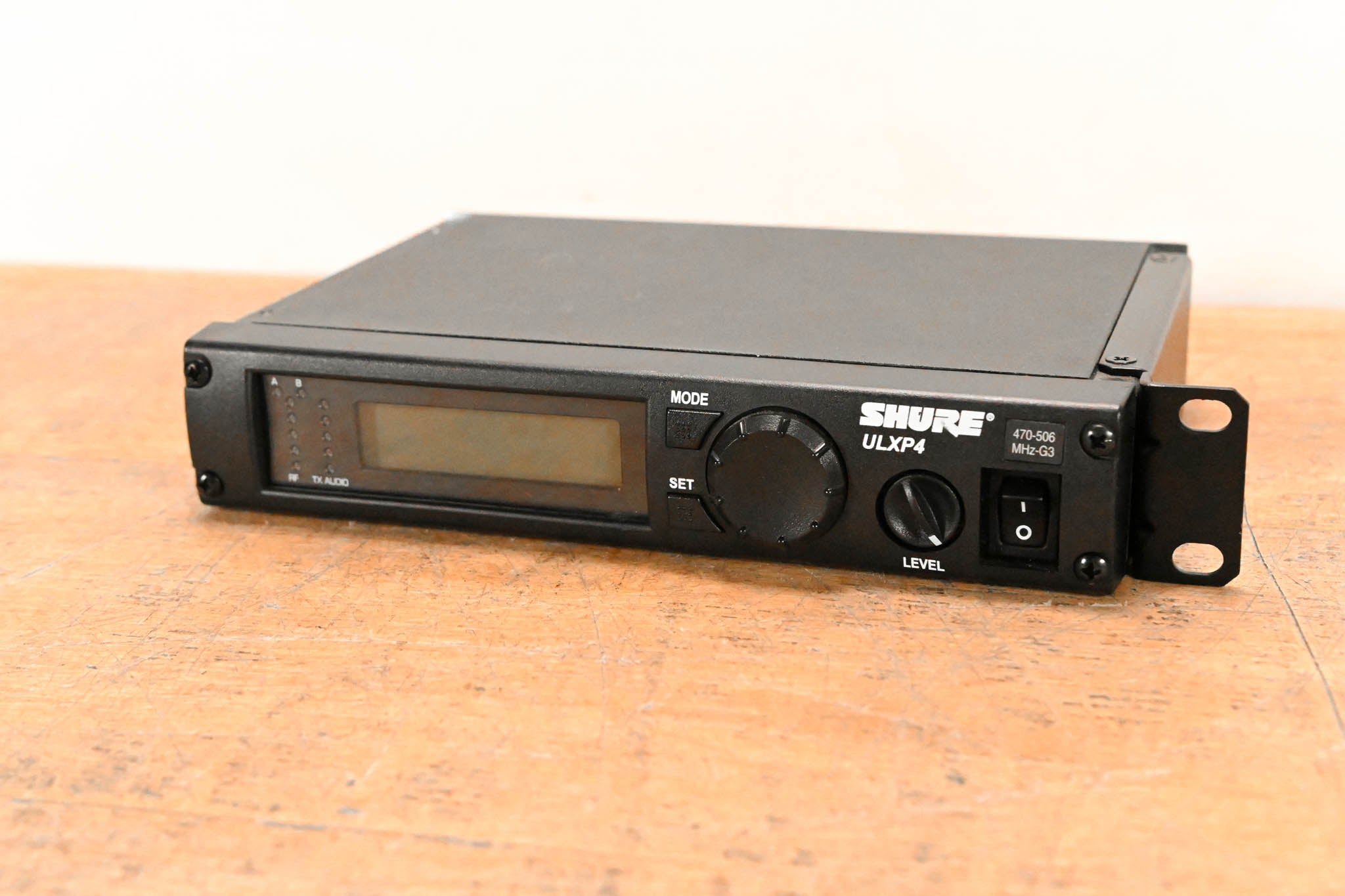 Shure ULXP4 Wireless Receiver - G3 Band: 470-506 MHz (NO POWER SUPPLY)