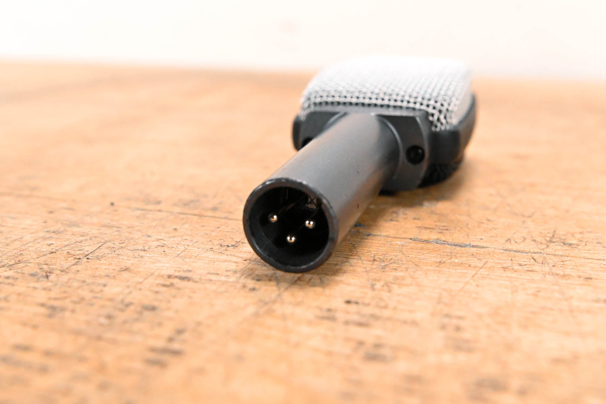 Sennheiser e 609 Silver Supercardioid Dynamic Microphone