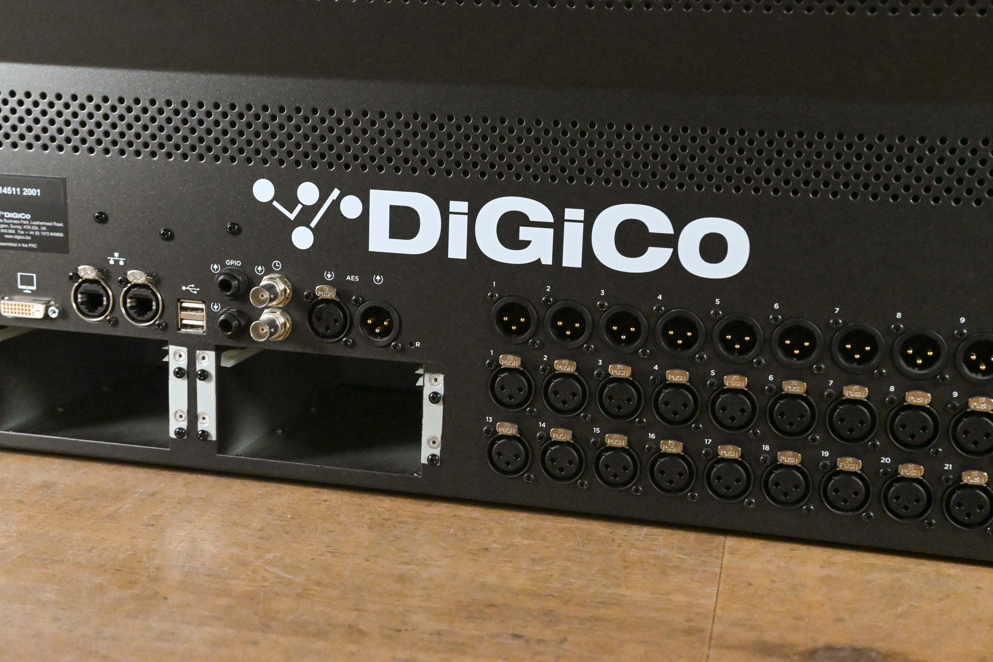 DiGiCo S21 48-Channel Digital Audio Mixing Console