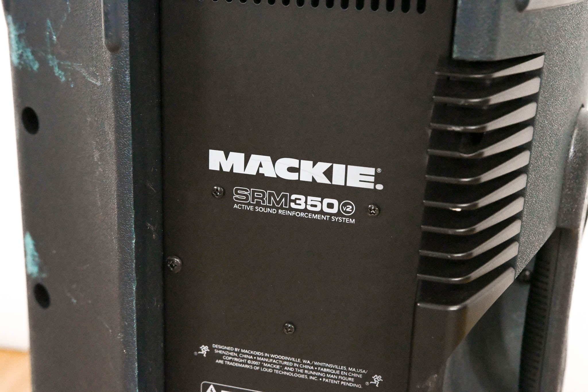 Mackie SRM350v2 Two-Way Bi-Amplified Active Loudspeaker