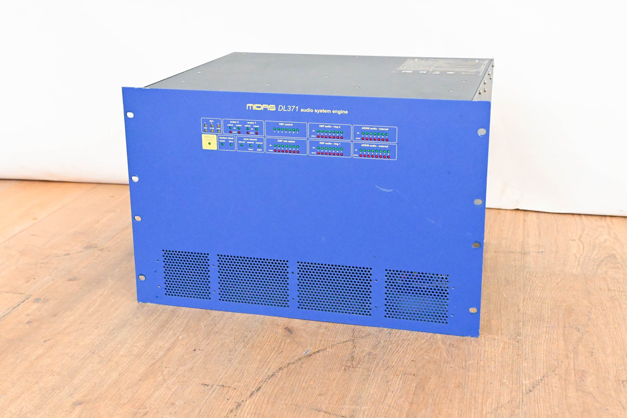 Midas PRO9 Live Audio Mixing System with DL371 Engine and Road Case