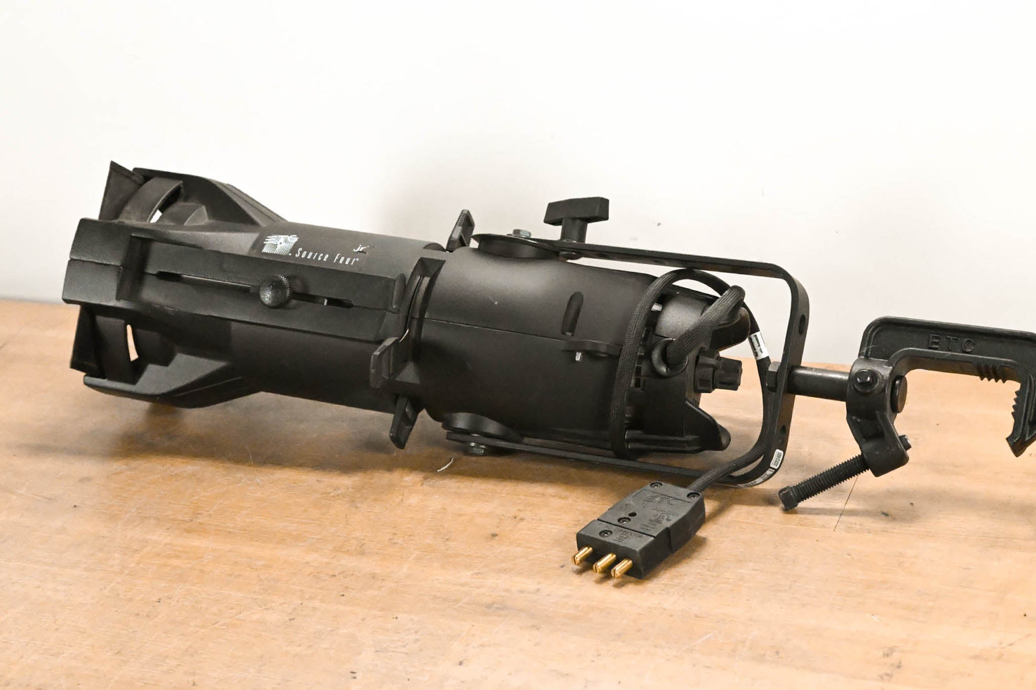 ETC Source Four Jr 36 Degree 575 Ellipsoidal Light