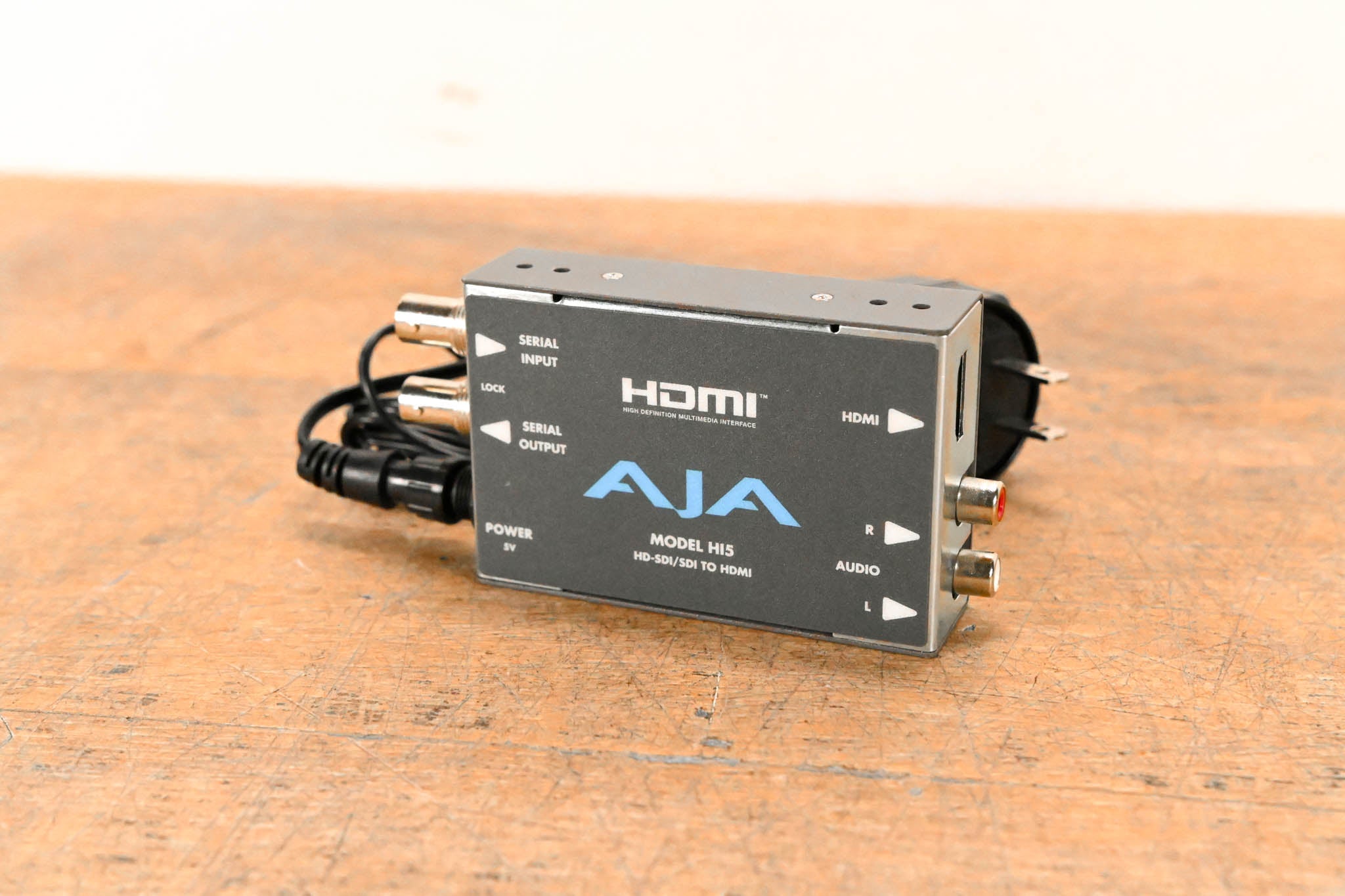 AJA HI5 HD/SD-SDI to HDMI Video and Audio Converter