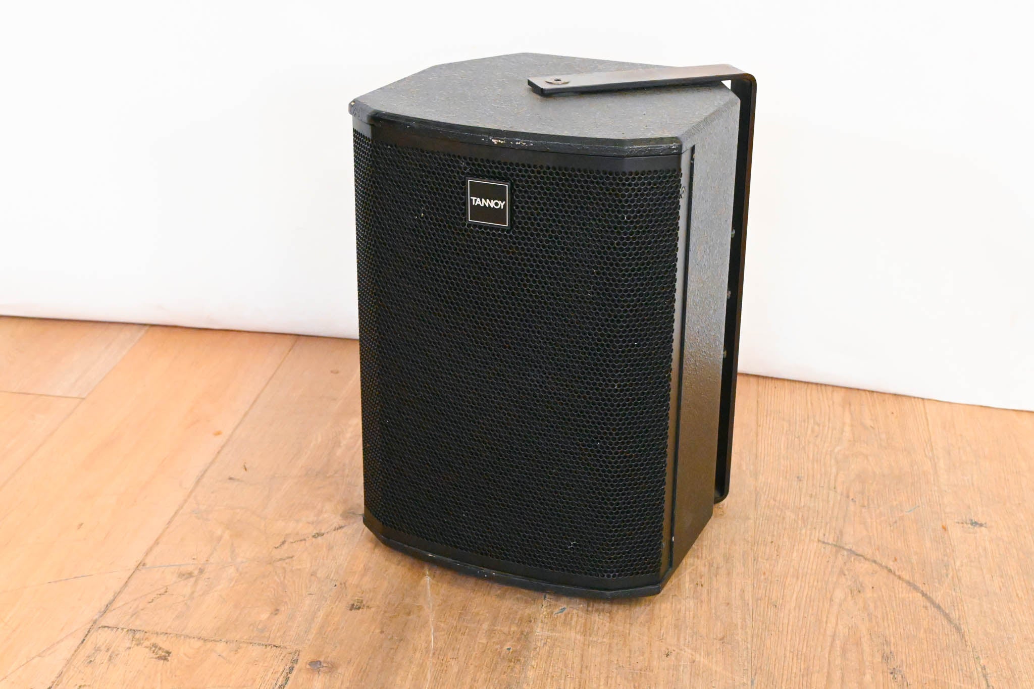 Tannoy VXP 8 8" Dual-Concentric Powered Speaker