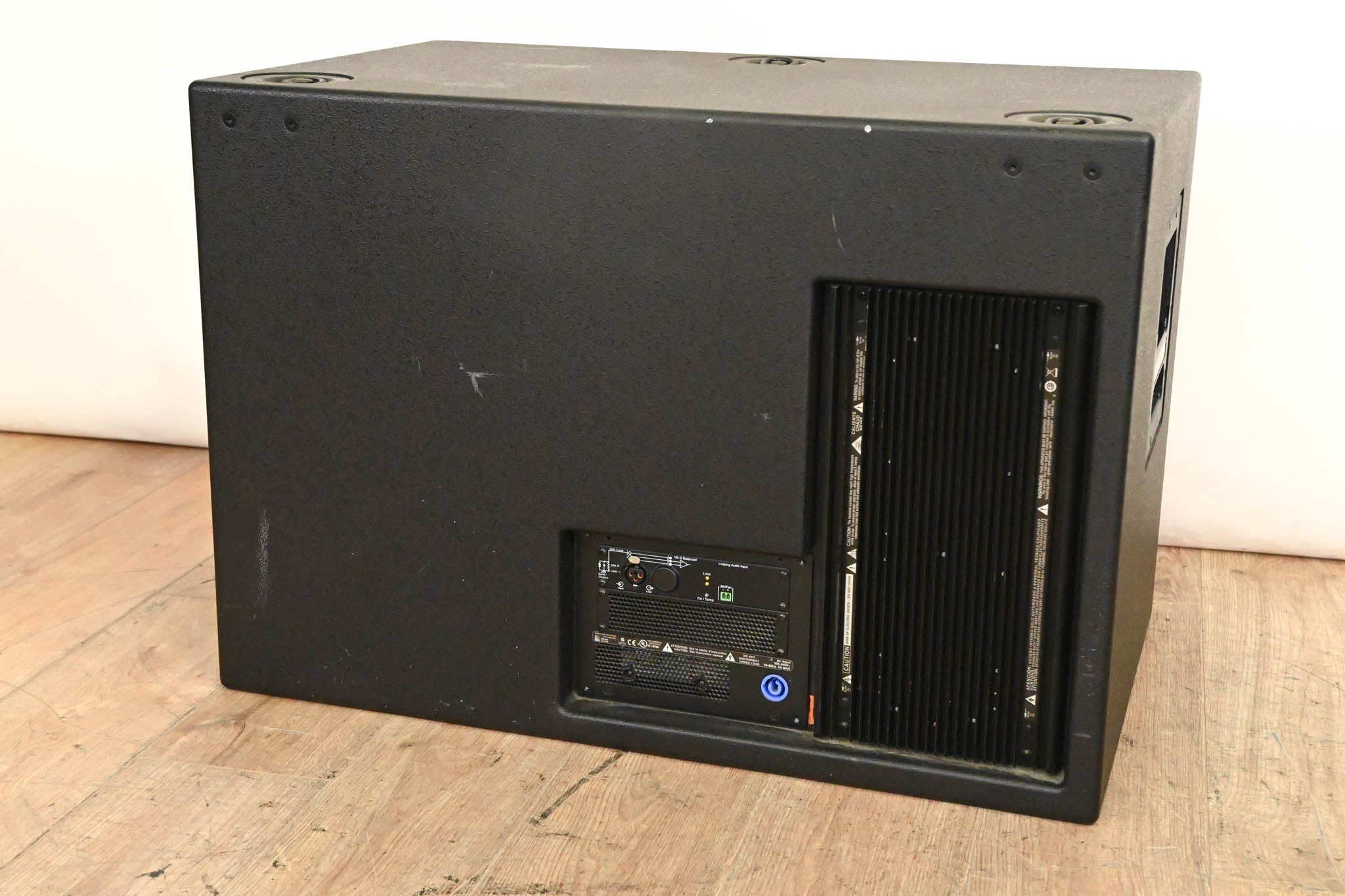Meyer Sound USW-1P Dual 15" Powered Subwoofer