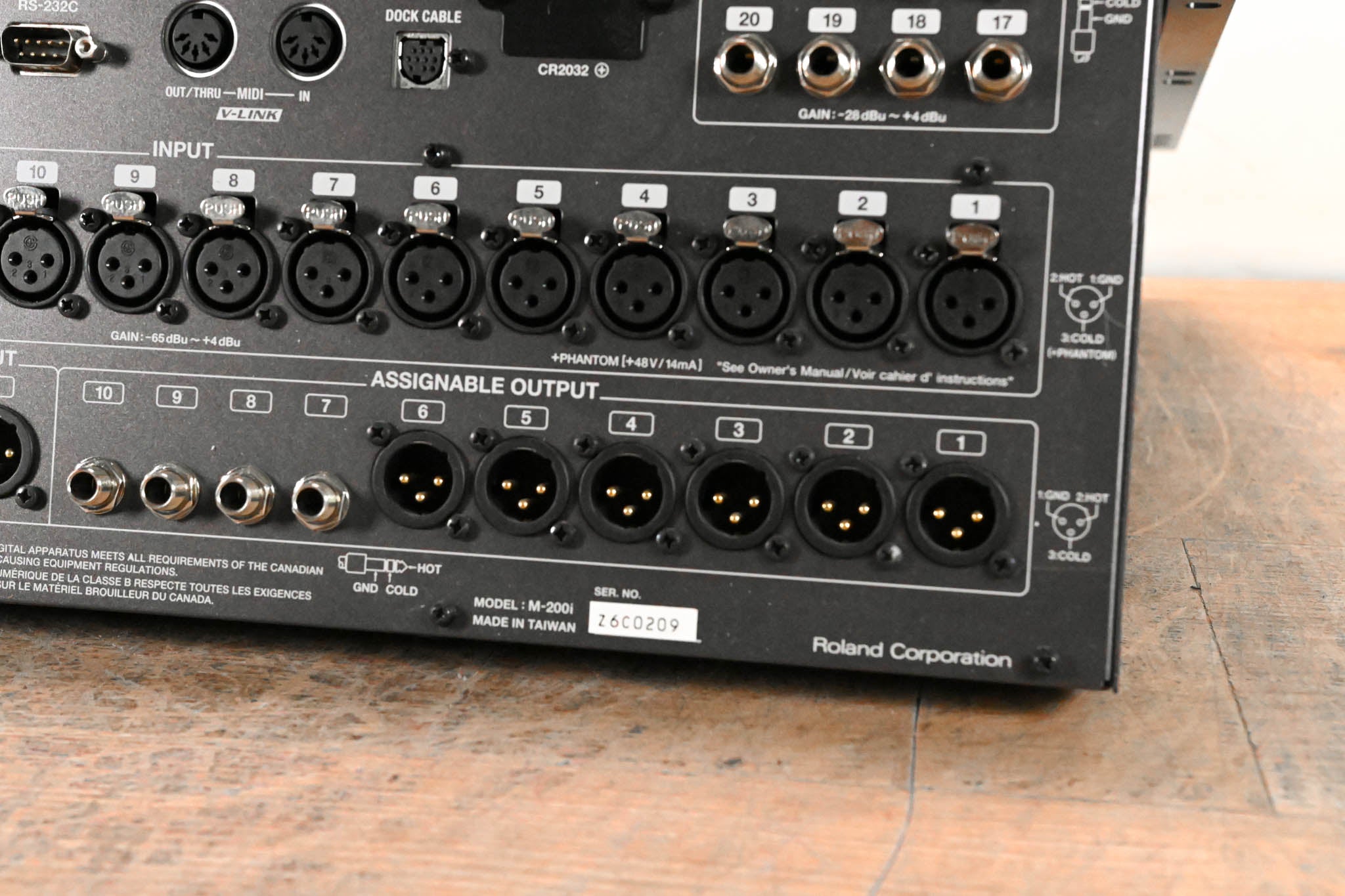 Roland M-200i 32-Channel Live Digital V-Mixer Console (NO POWER SUPPLY)