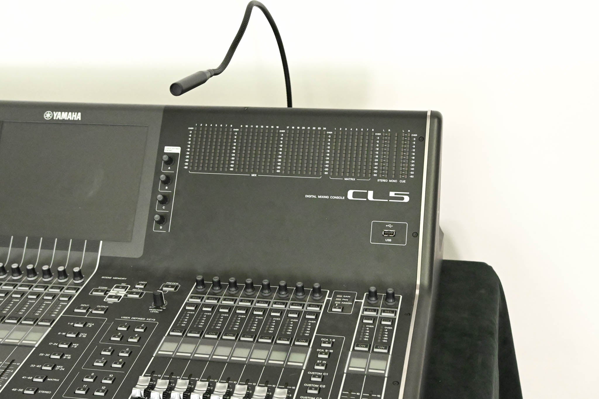 Yamaha CL5 72-Channel Digital Mixing Console