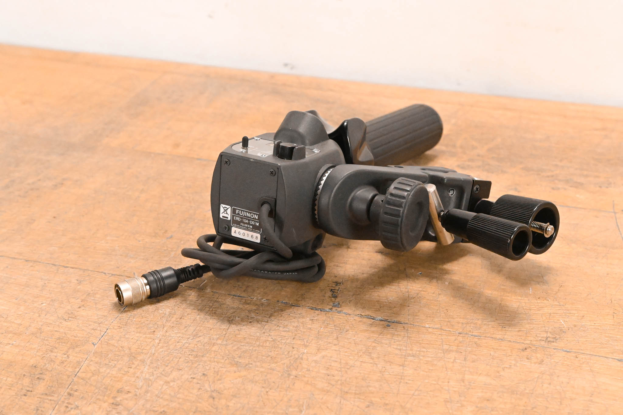 Fujinon ERD-10A-D01M Digital Zoom Demand Controller w/ MCA-06BC Clamp