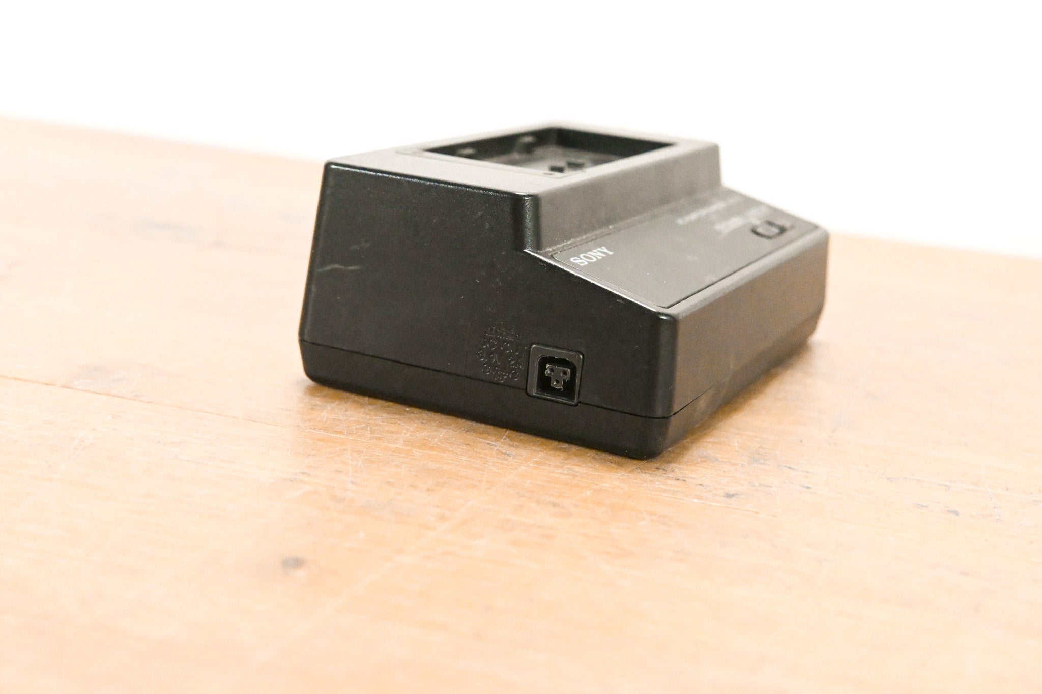 Sony AC-VL1 AC Adapter/Charger (NO POWER SUPPLY)