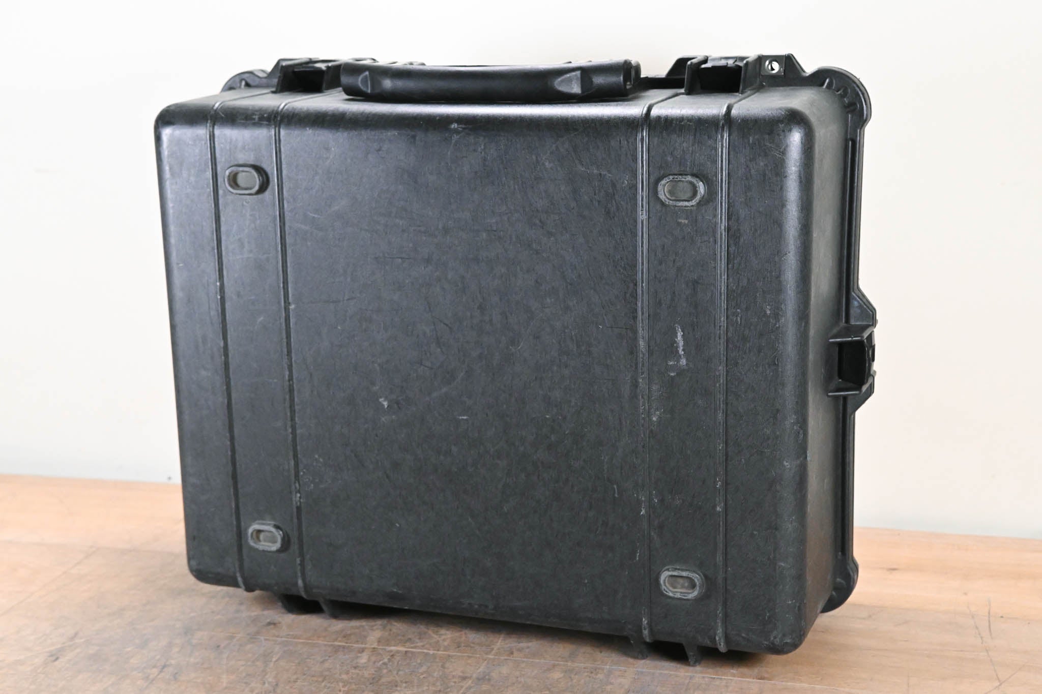 Clear-Com 176G018 Travel Case for DX300 Systems