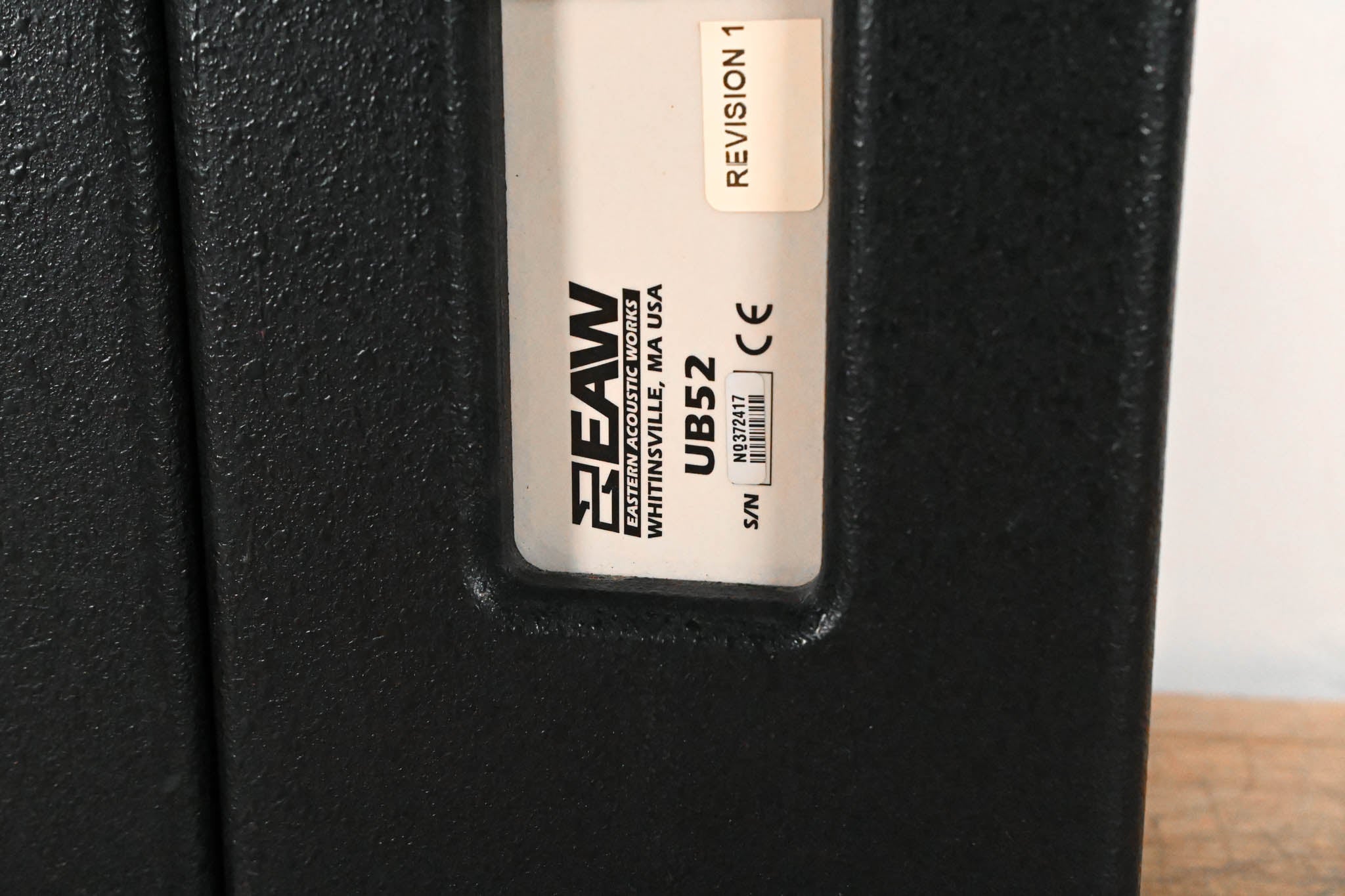 EAW UB52 Two-Way Full-Range Loudspeaker (PAIR)