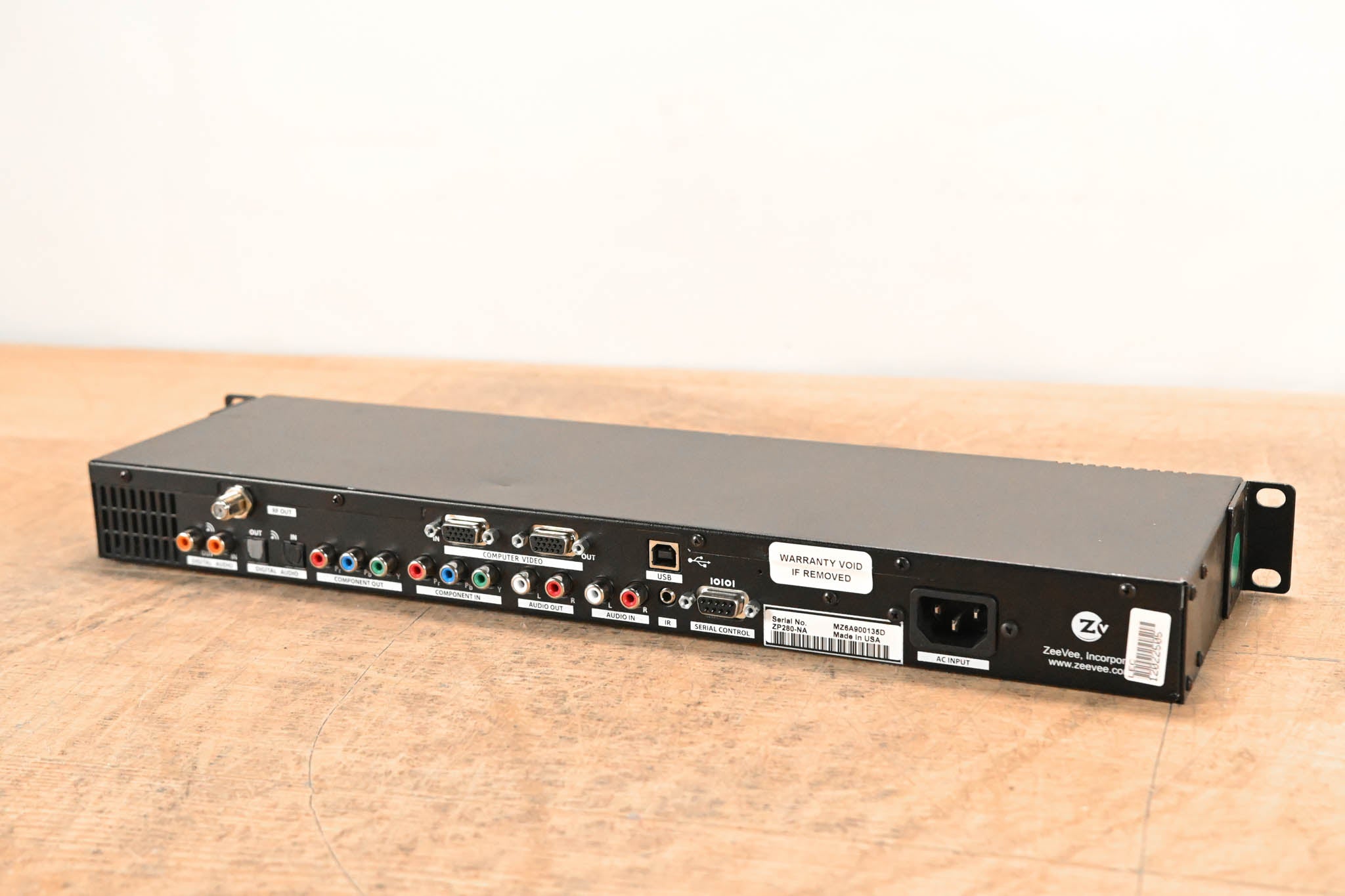 ZeeVee ZvPro 280 MPEG-2 Encoder Modulator