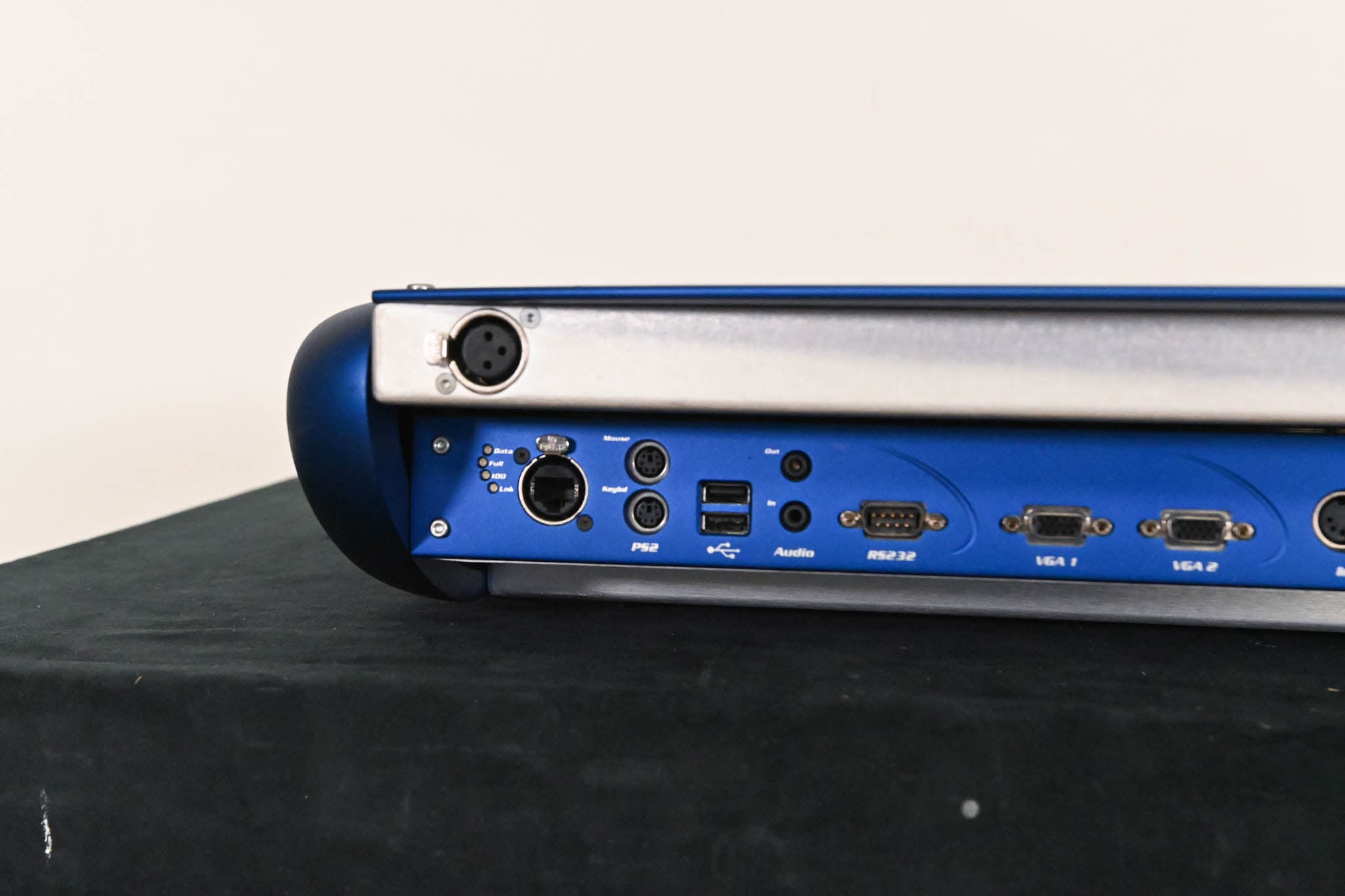 High End Systems Wholehog III Lighting Console