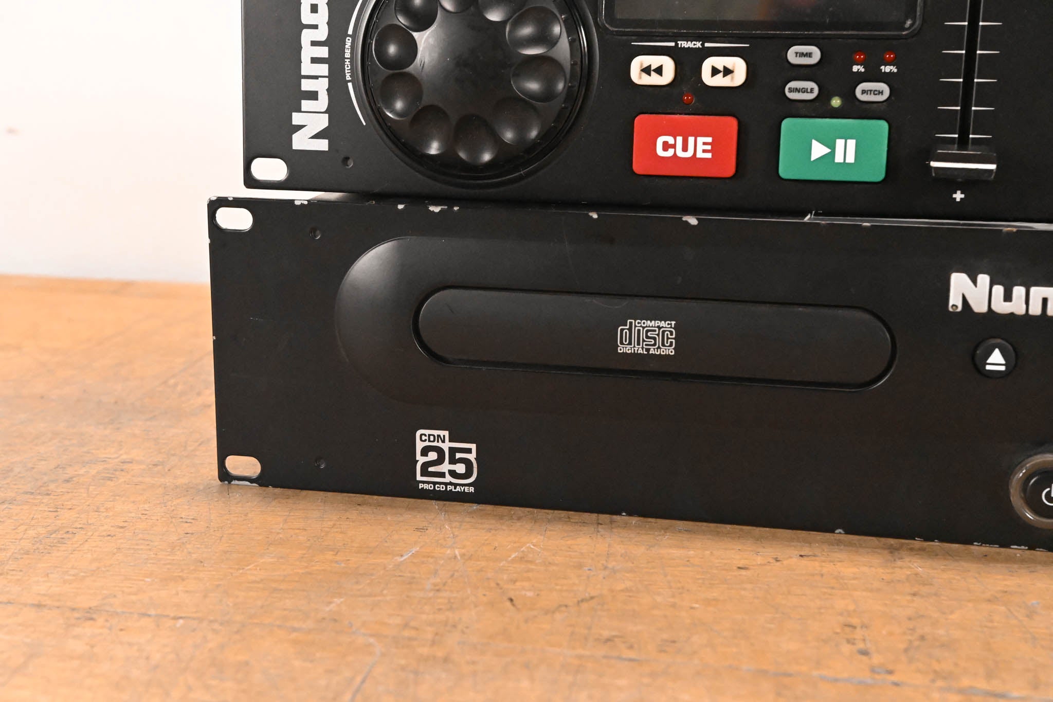 Numark CDN25 Professional Dual CD Player with Controller