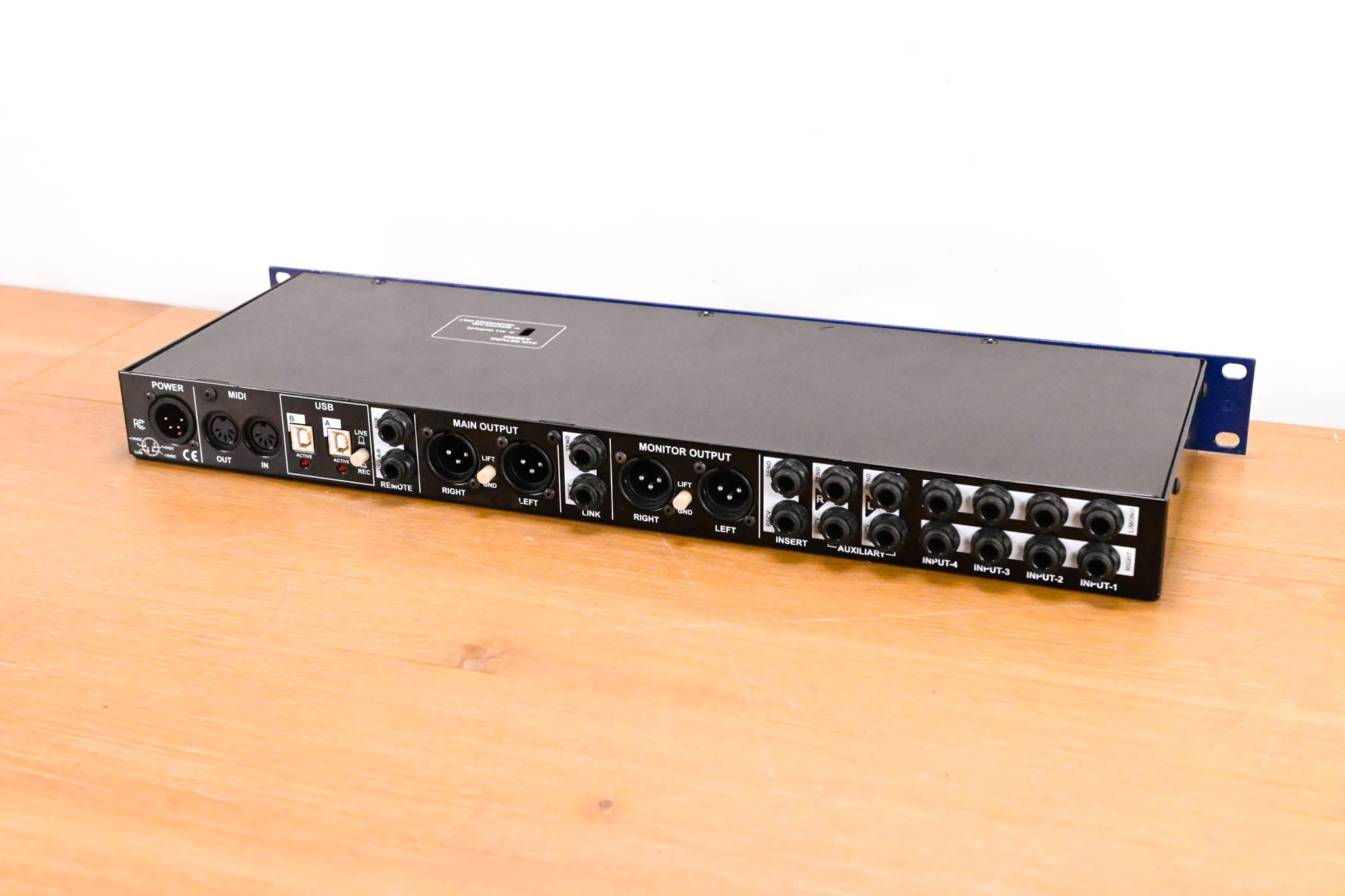 Radial Engineering KL-8 Rackmount Keyboard Mixer (NO POWER SUPPLY)