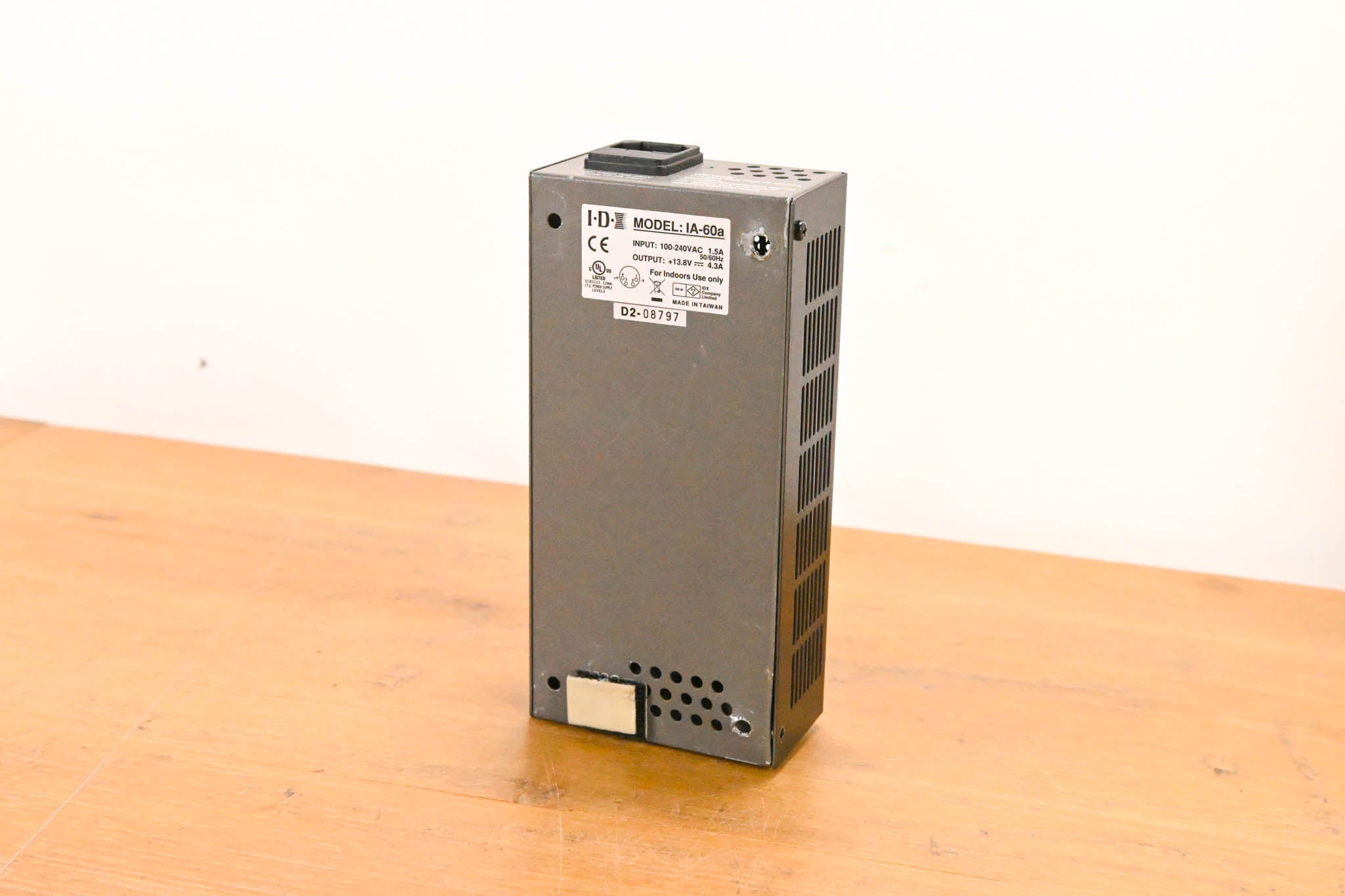 IDX System Technology IA-60a Single-Channel DC Power Supply