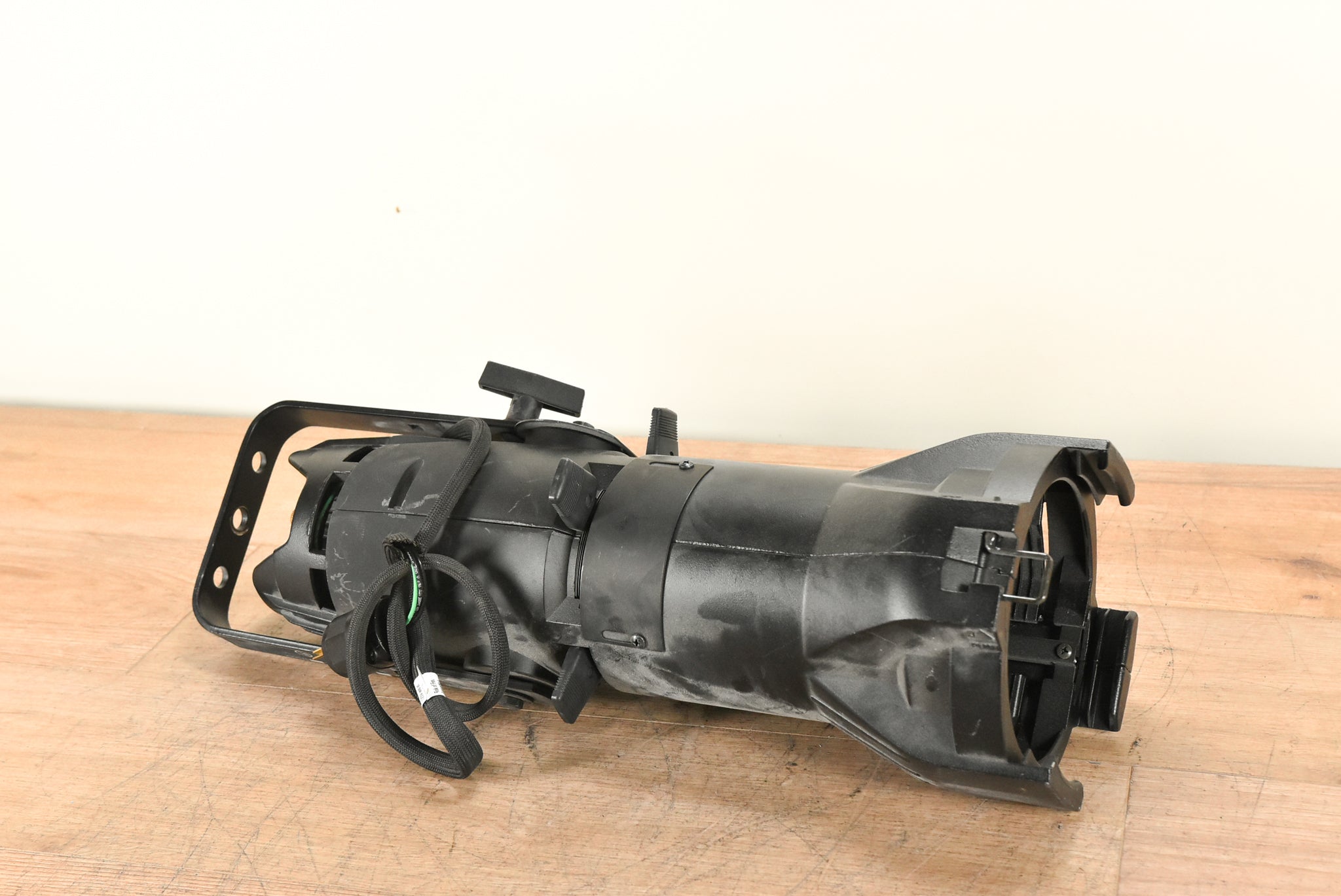 ETC Source Four Jr 26 Degree 575 Ellipsoidal Light