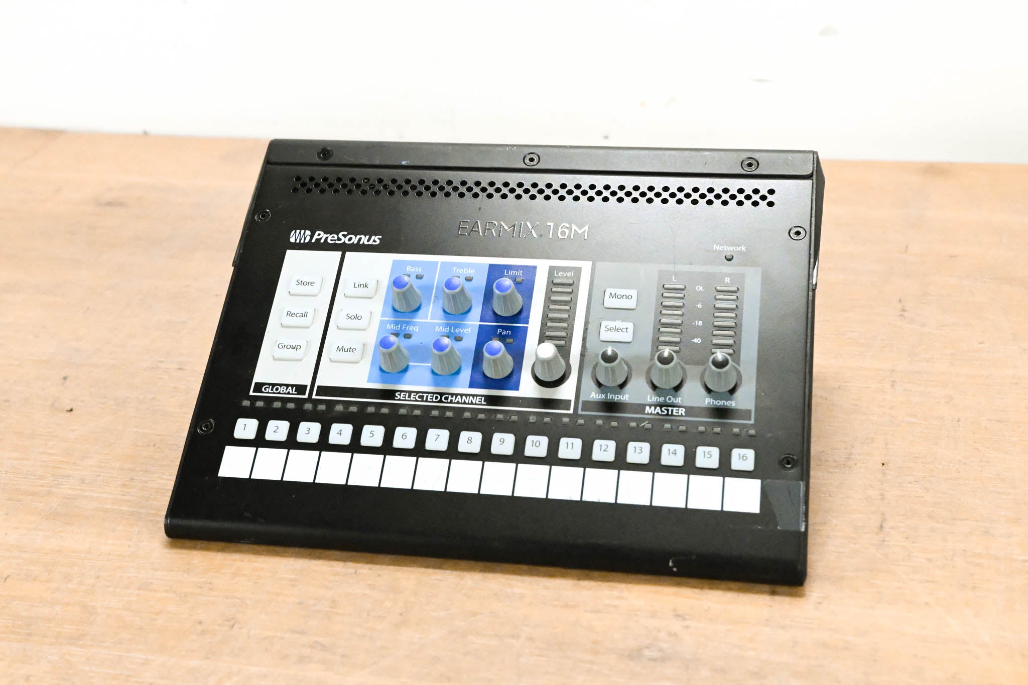 PreSonus EarMix 16M 16-Channel AVB Personal Monitor Mixer