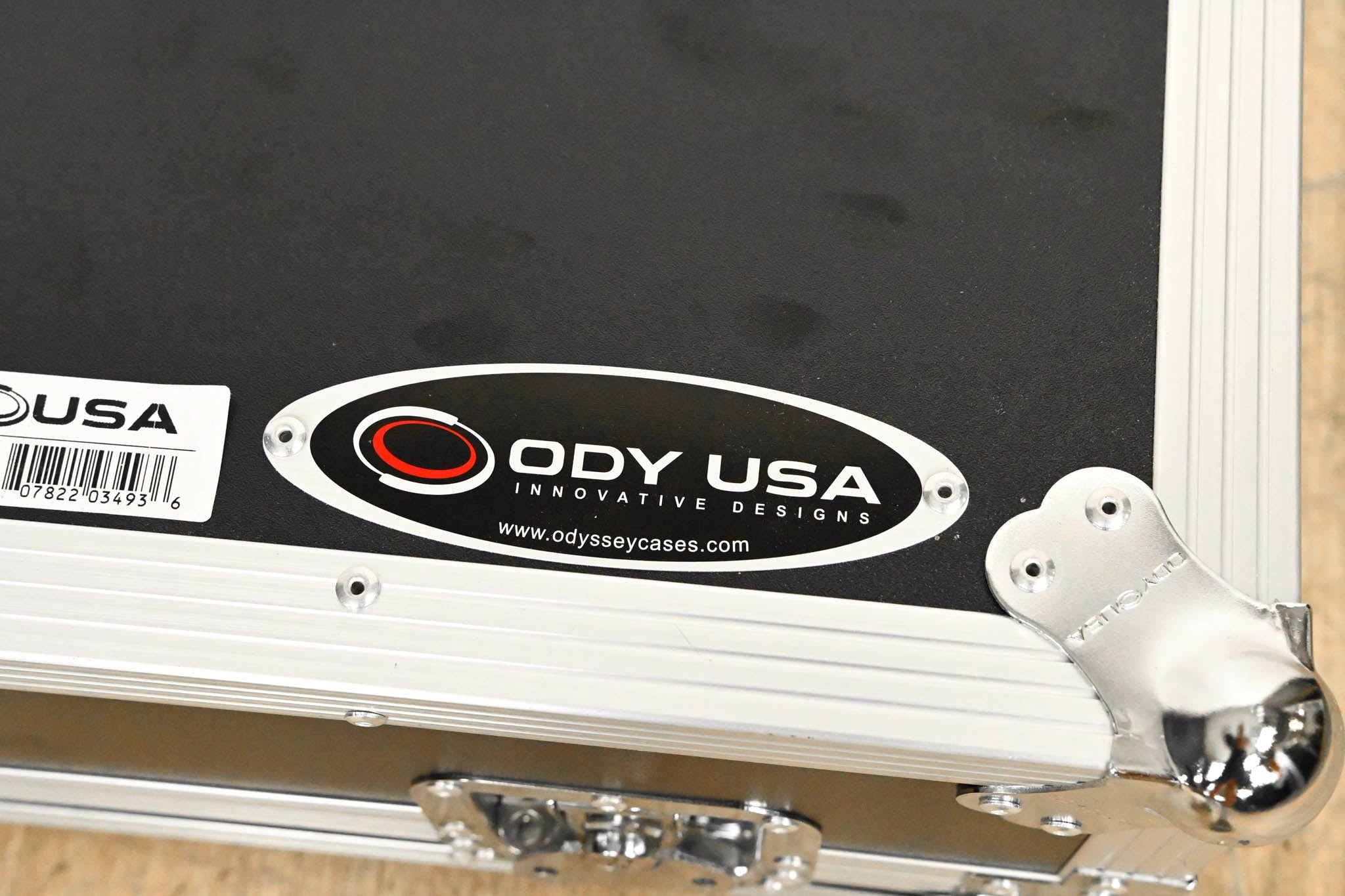 Odyssey FZMGP24XW Flight Case for Yamaha MGP 24X Mixer with Wheels