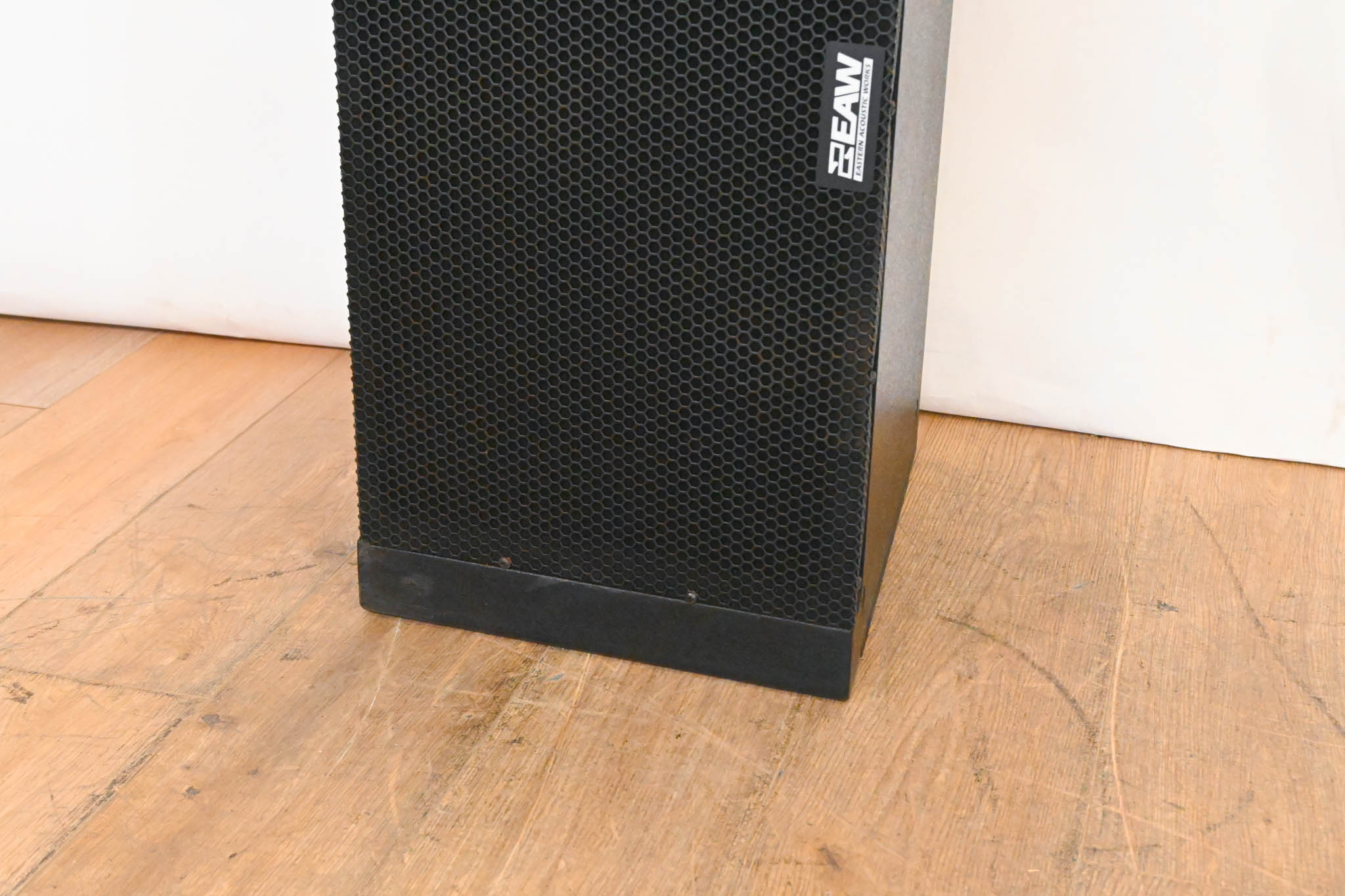EAW  KF730P 3-Way Passive Full-Range Loudspeaker
