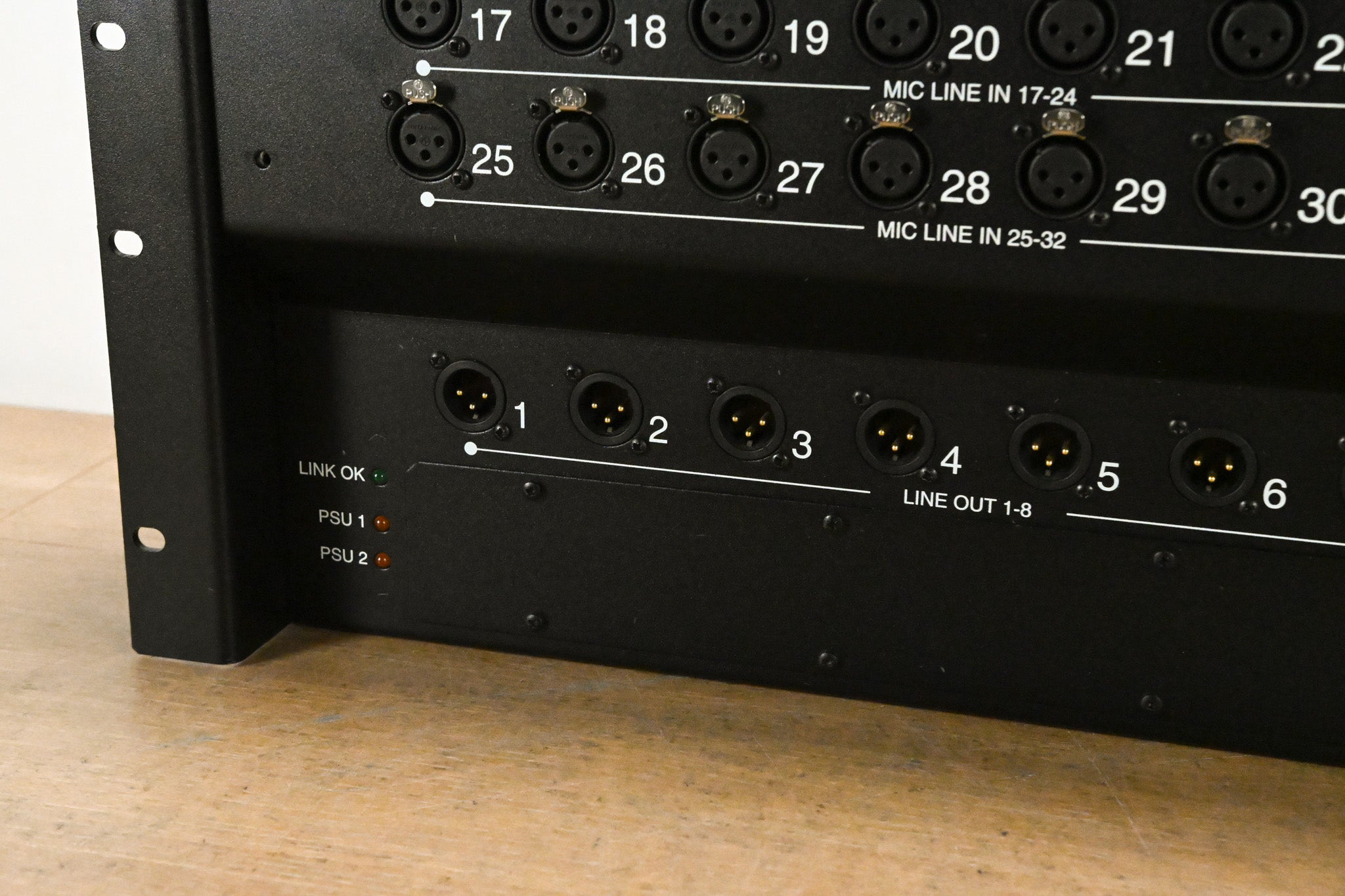 DiGiCo D-Rack 32 x 8 Cat 6 Analog I/O Stage Box