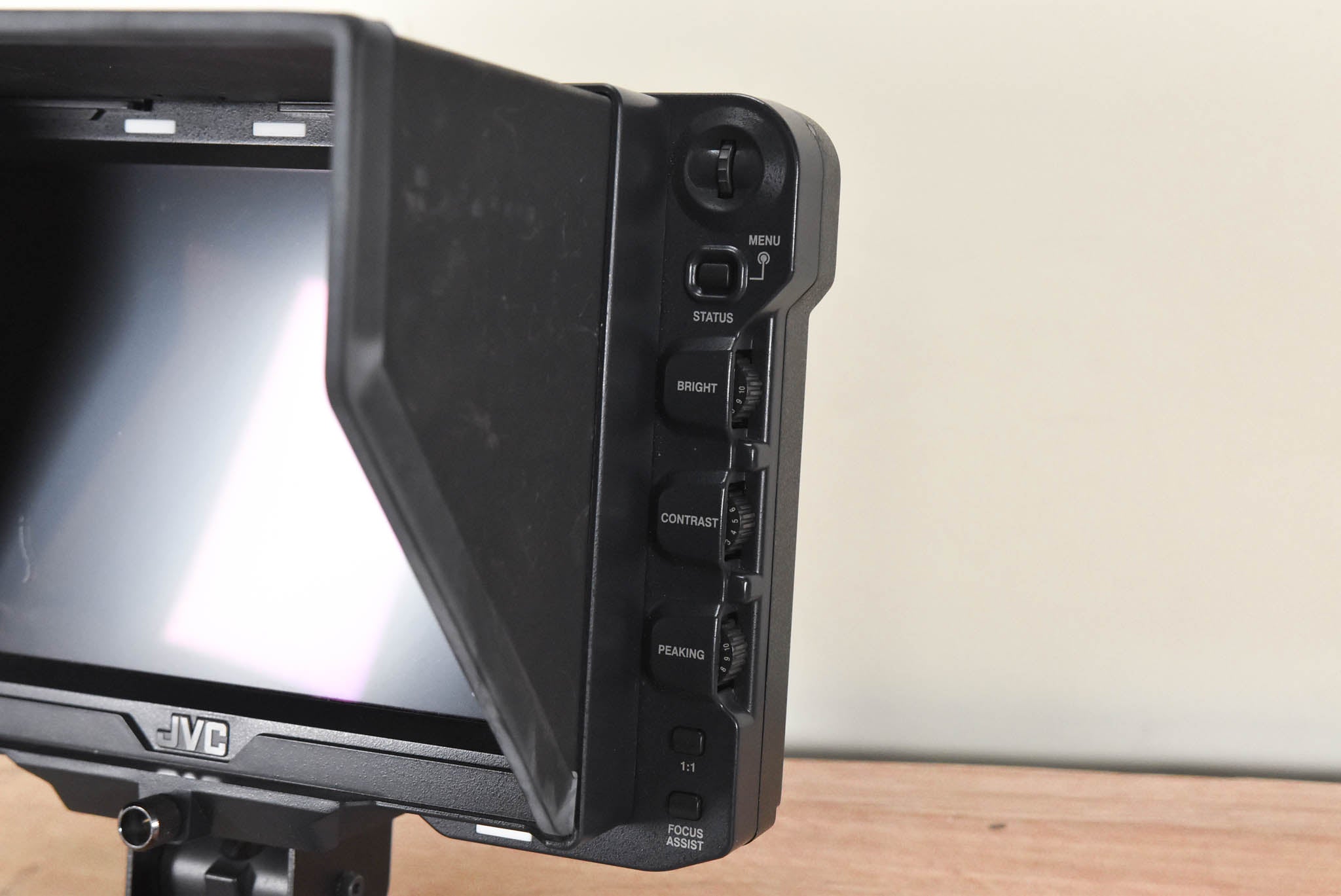 JVC VF-HP790G 8.4-in HD/SD Studio Viewfinder