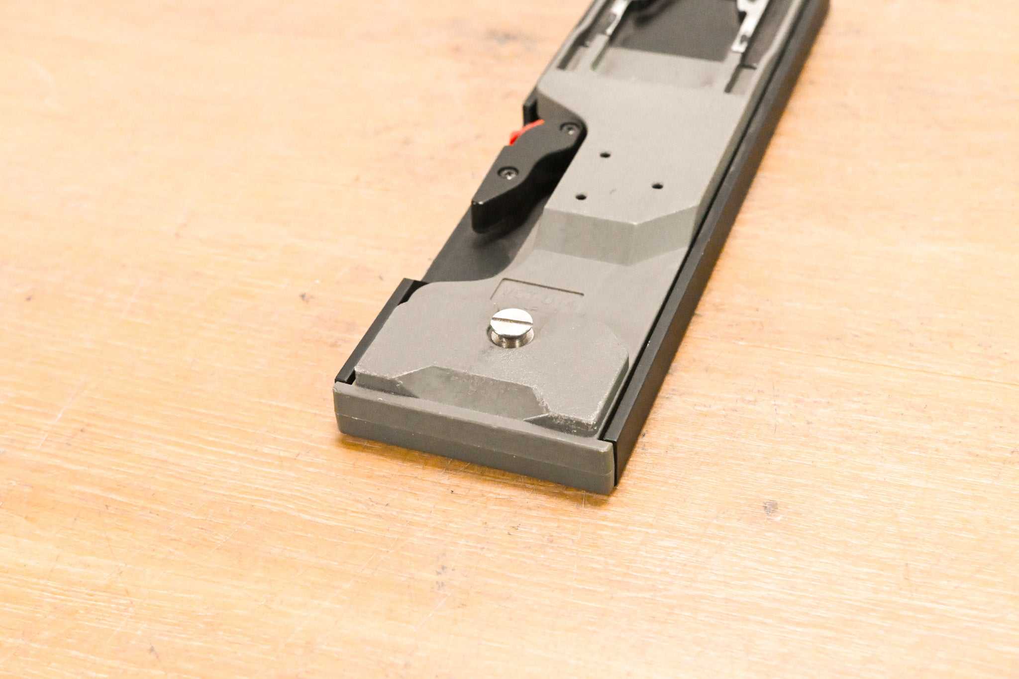 Sony VCT-U14-F Quick Release Tripod Adapter