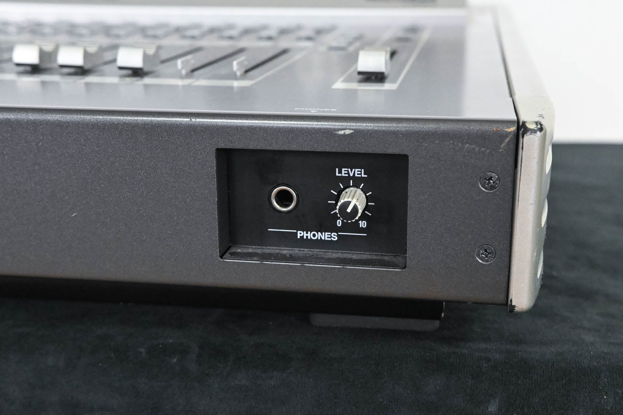 Roland M-400 48-Channel Live Digital Mixing Console