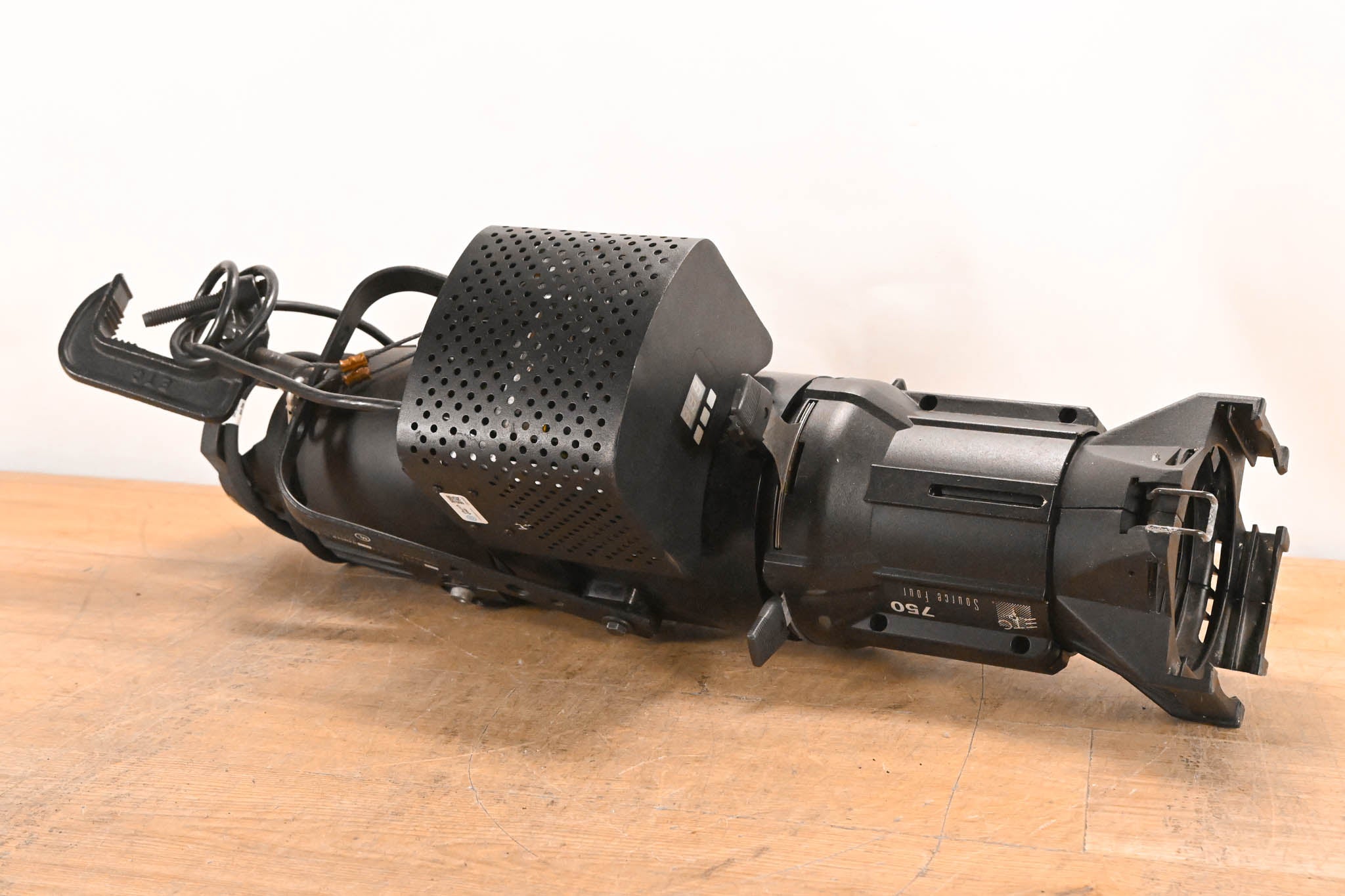 ETC Source Four 750 26 Degree Leko w/OceanOptics SeaChanger Color Engine